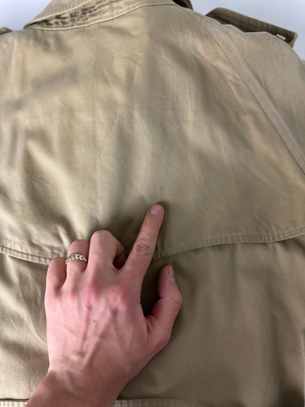 Burberrys Trenchcoat (12/M)