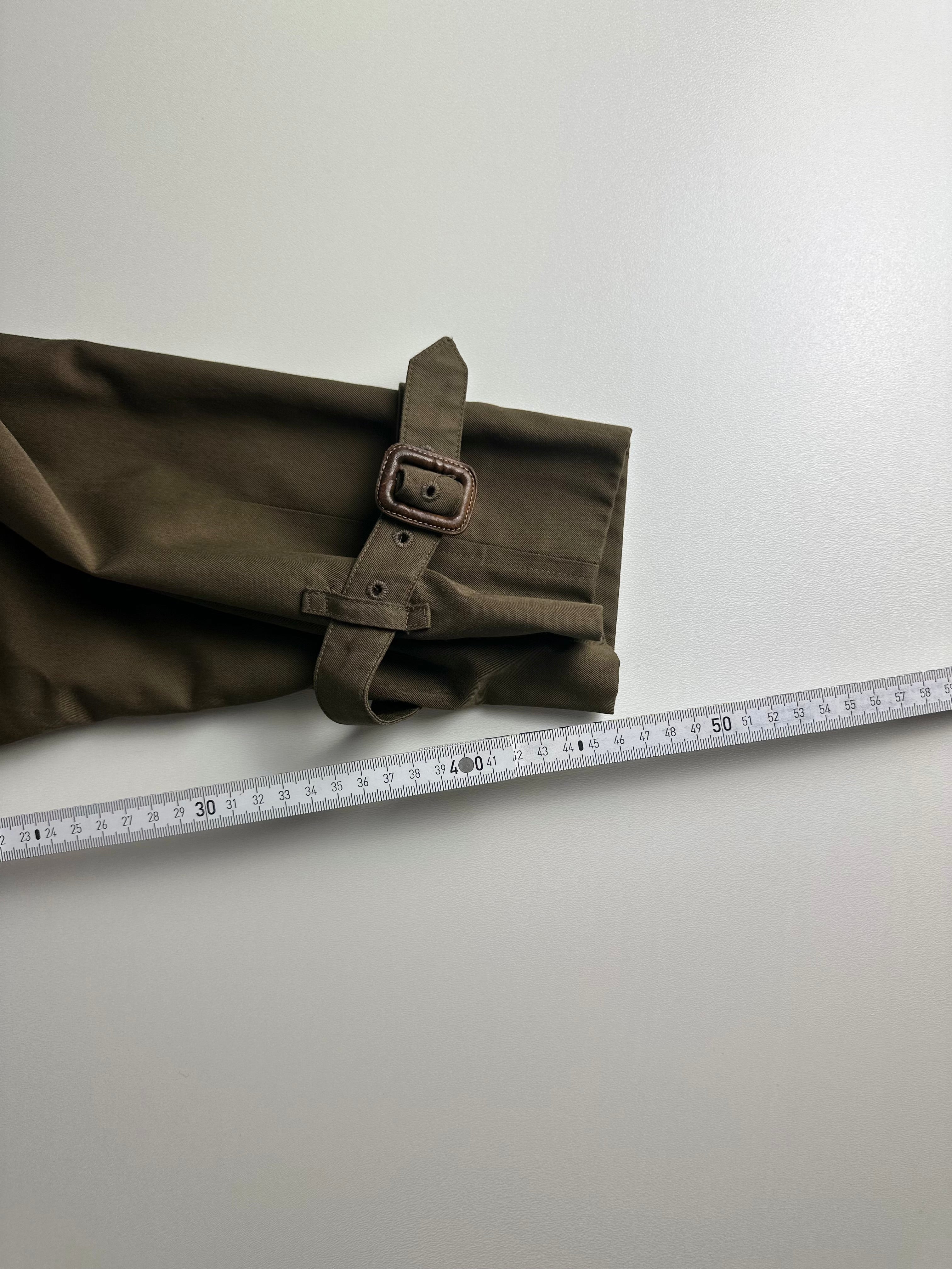 Burberrys Trenchcoat (10/S)