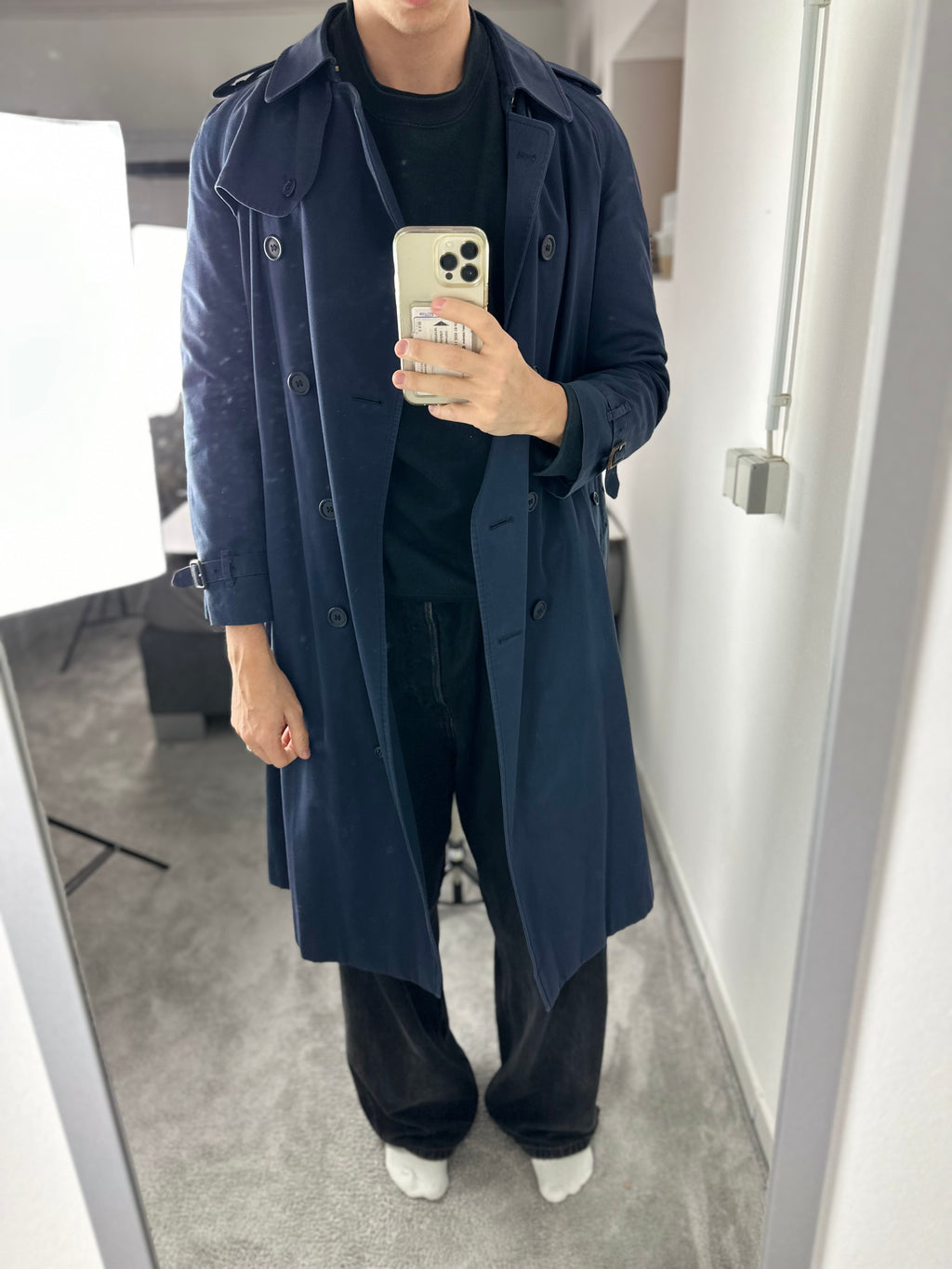 Burberrys Trenchcoat (10/S)