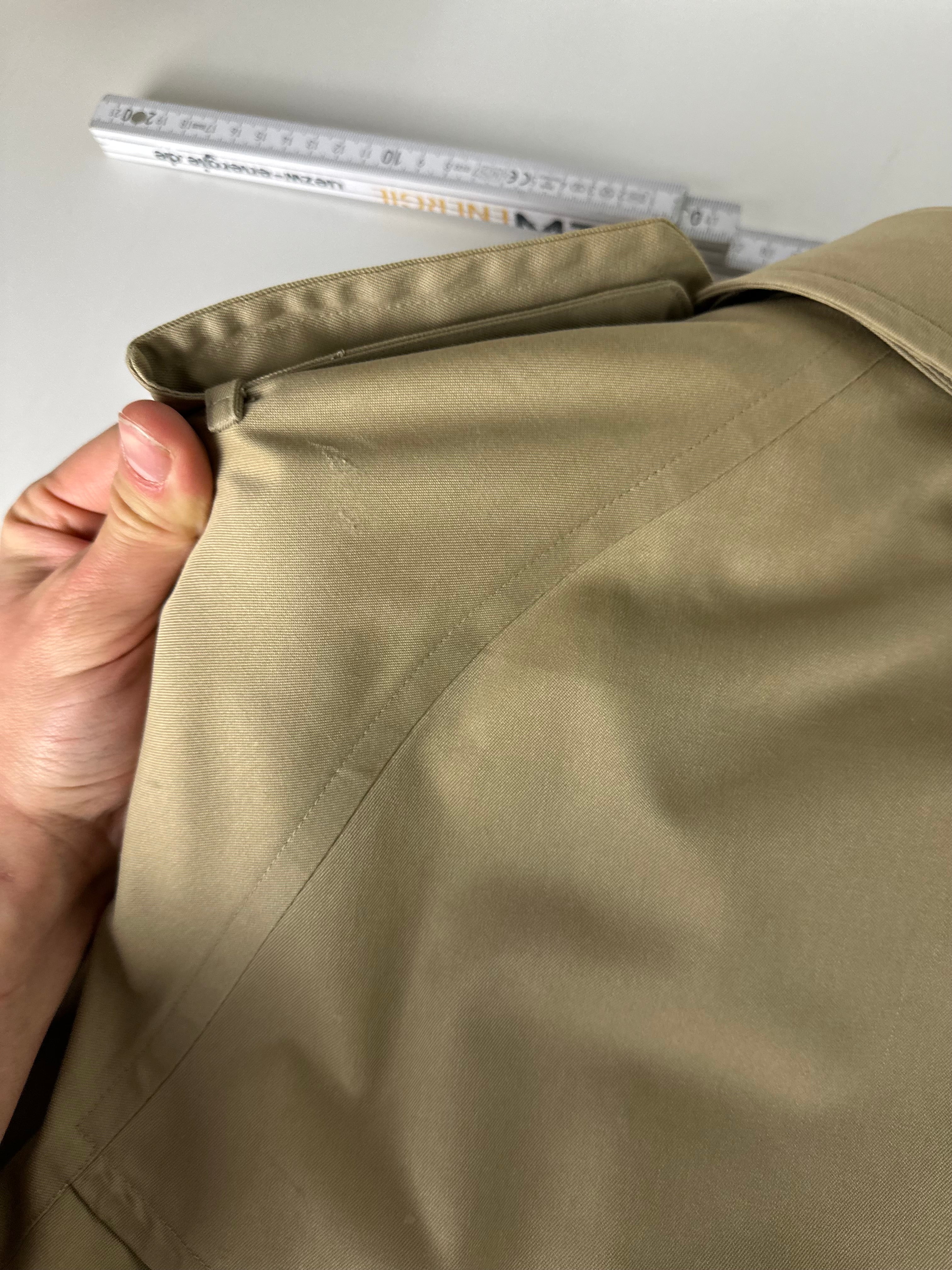 Burberrys Trenchcoat (50/L) including Inlet