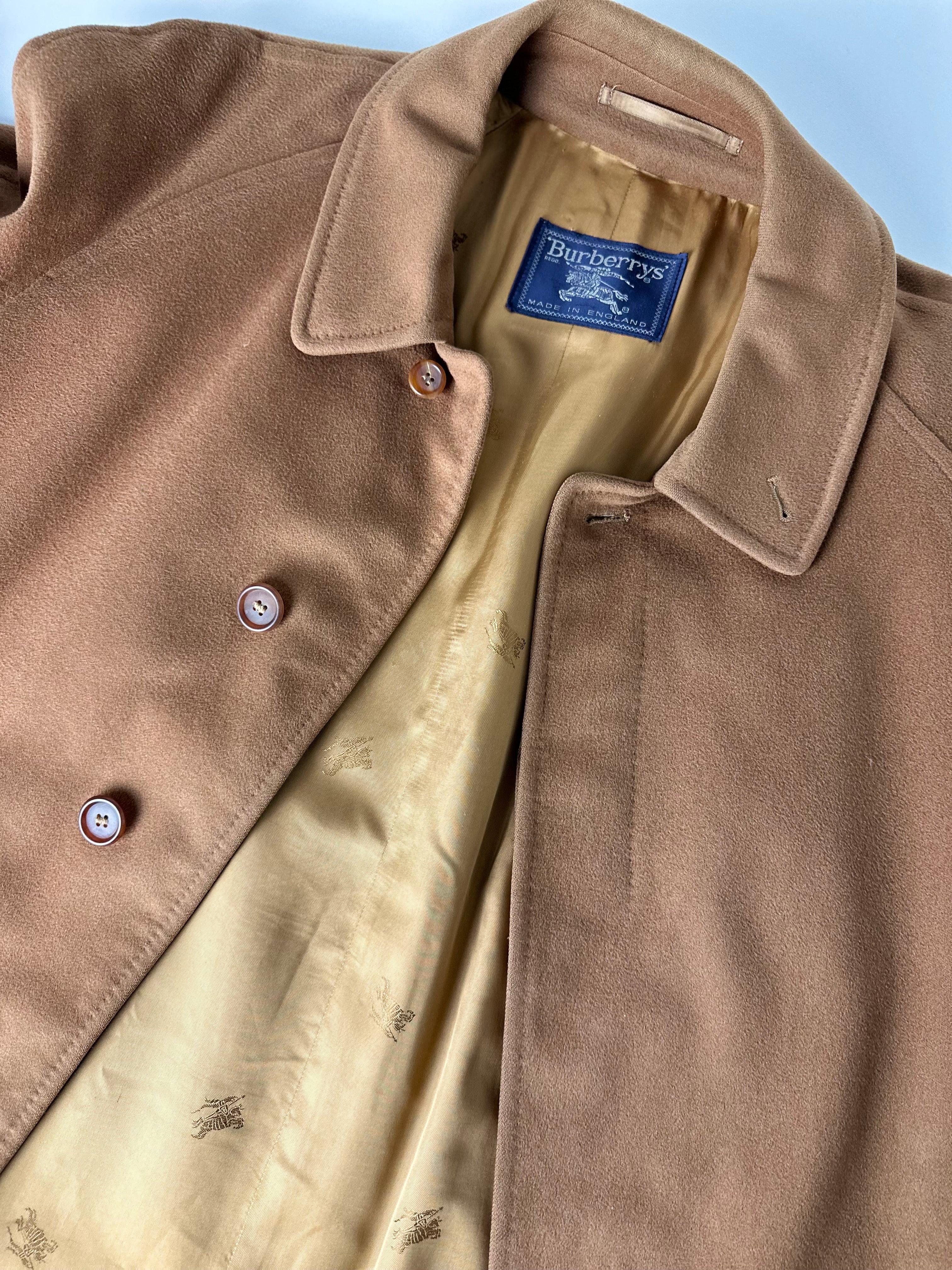Burberrys Coat (52/L)