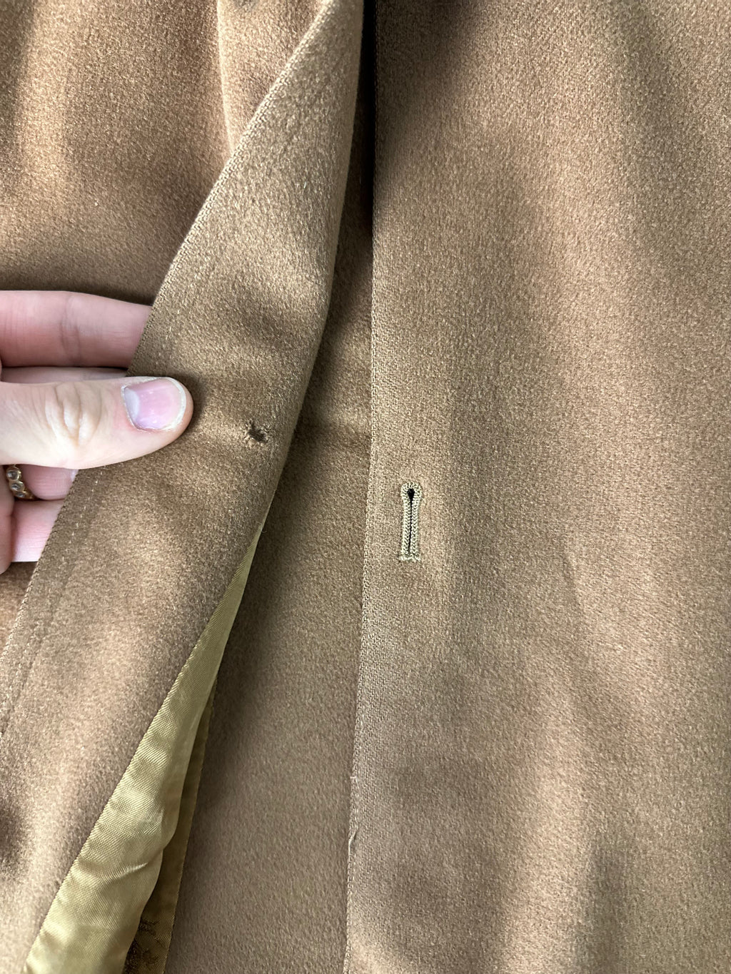 Burberrys Coat (52/L)