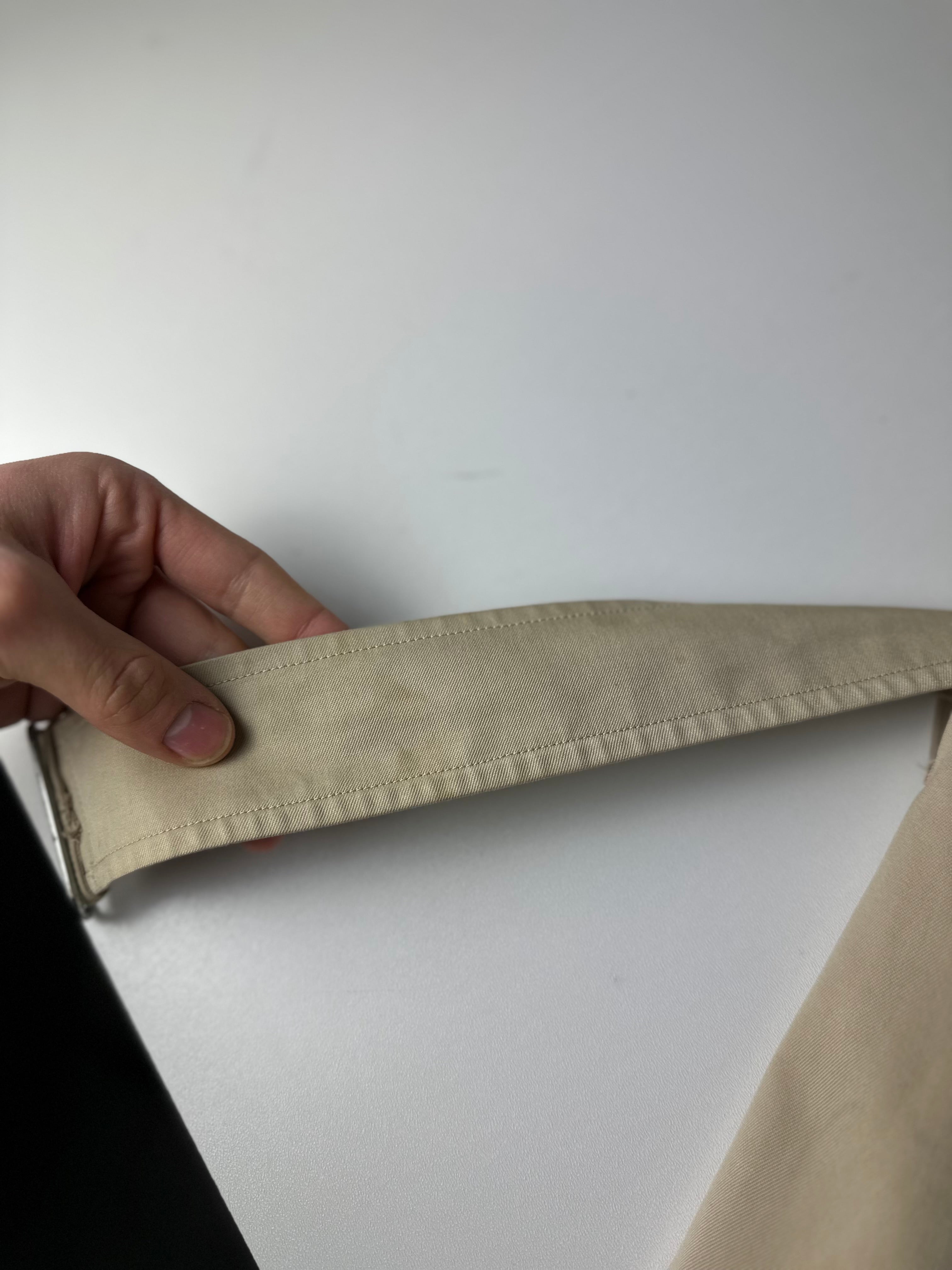Burberrys Trenchcoat (10/S)