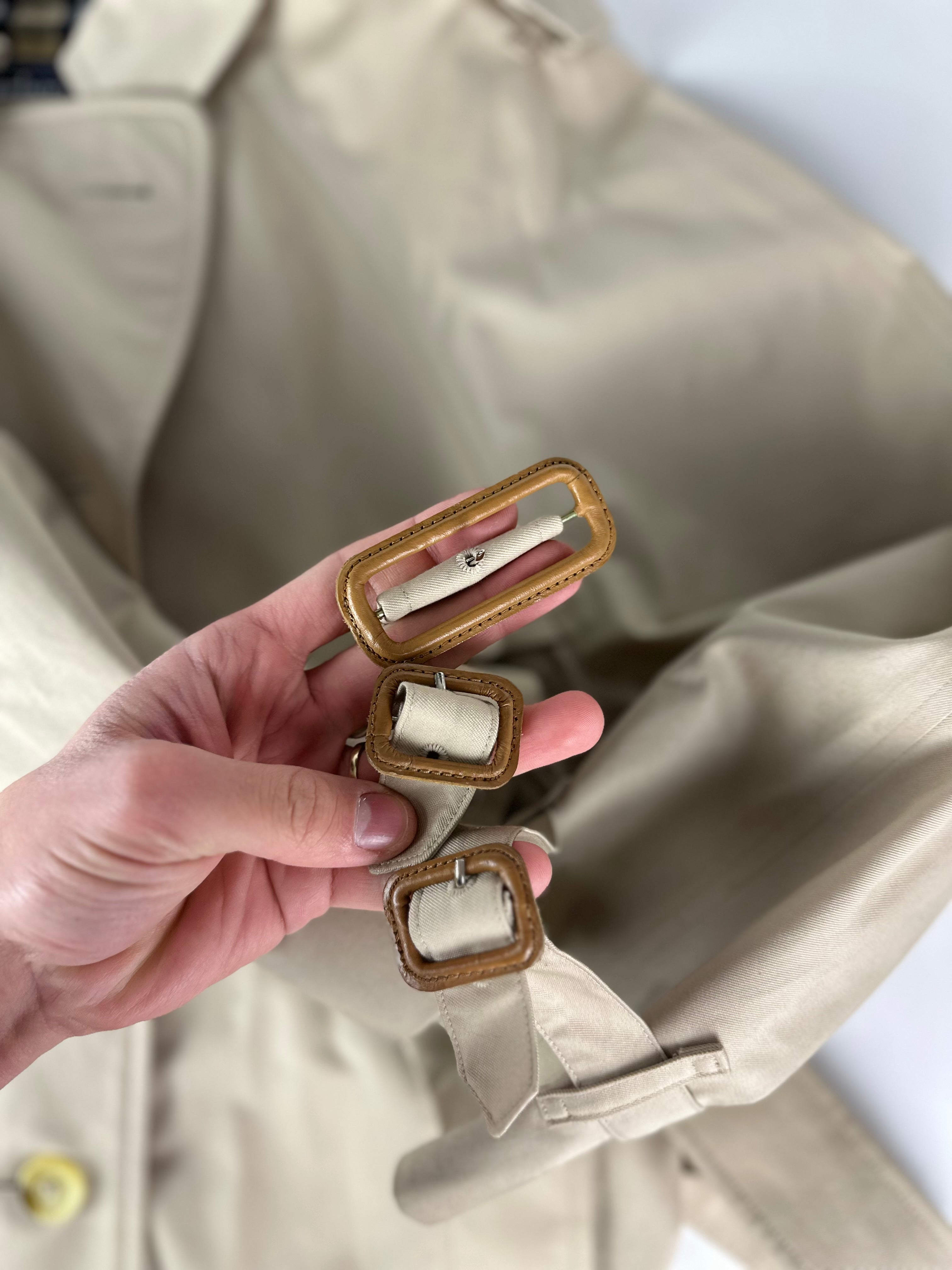 Burberrys Trenchcoat (16/XL)