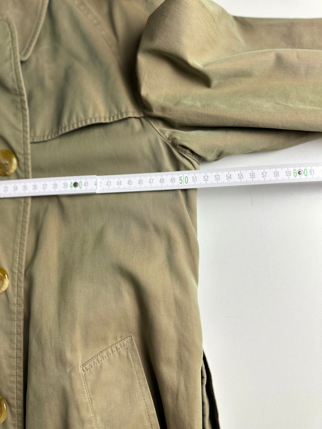 Burberrys Trenchcoat (10/S)