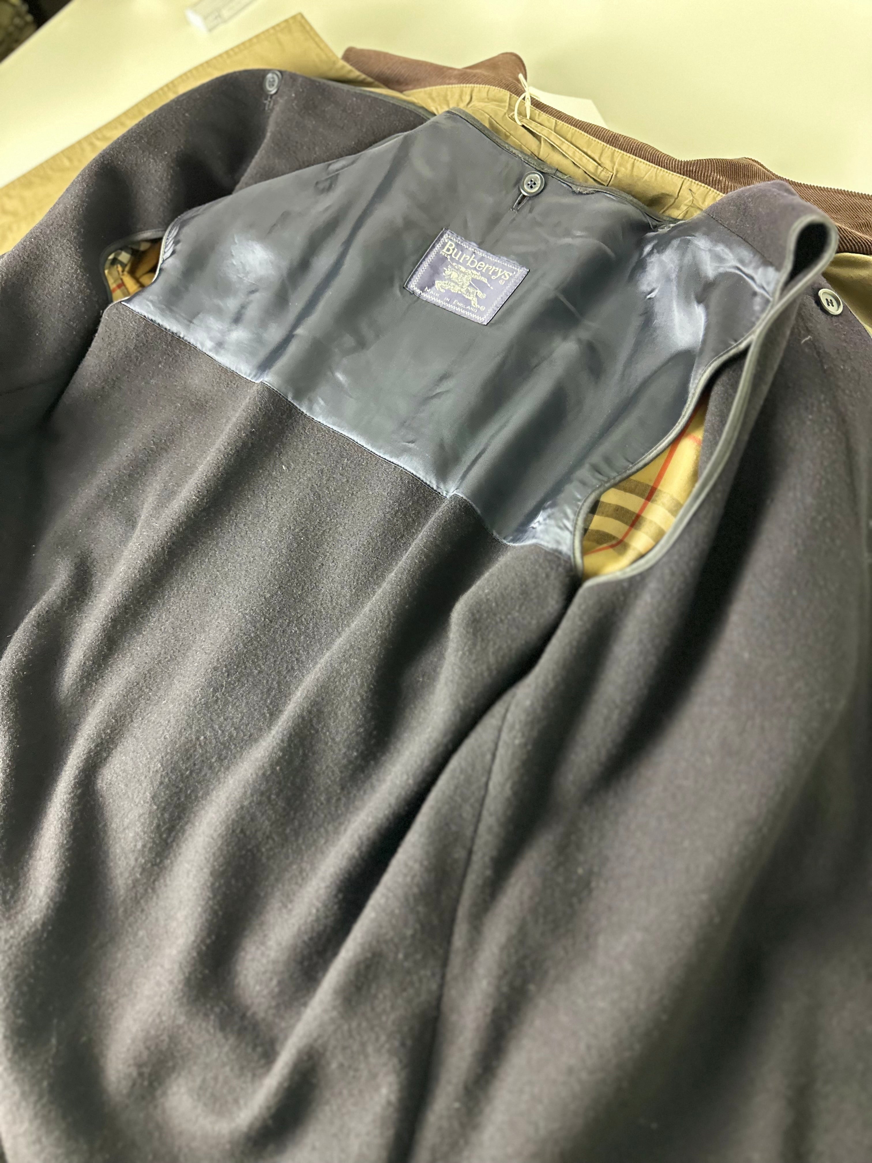 Burberrys Coat (54/XL) including Inlet