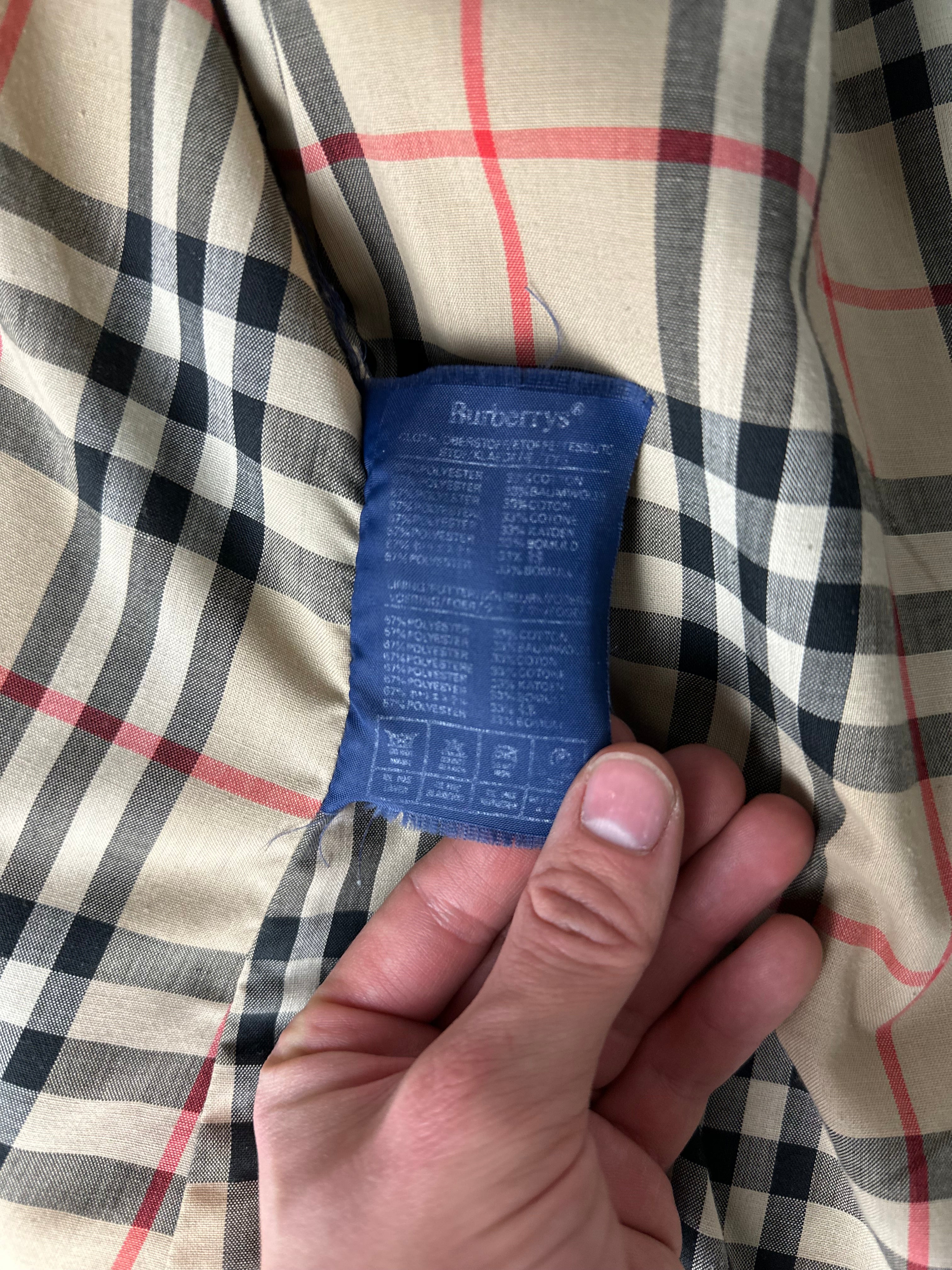 Burberrys Trenchcoat (8/XS)