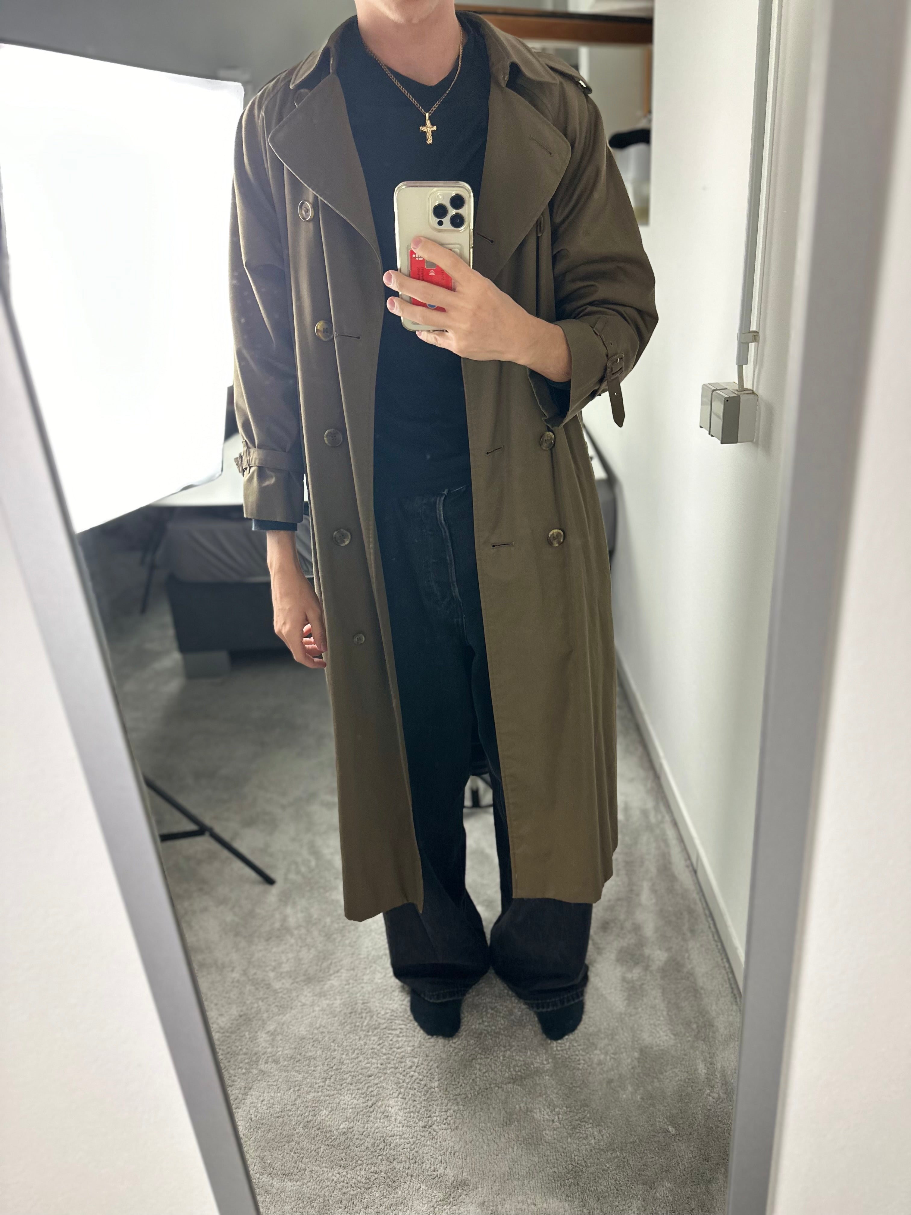 Burberrys Trenchcoat (10/S)