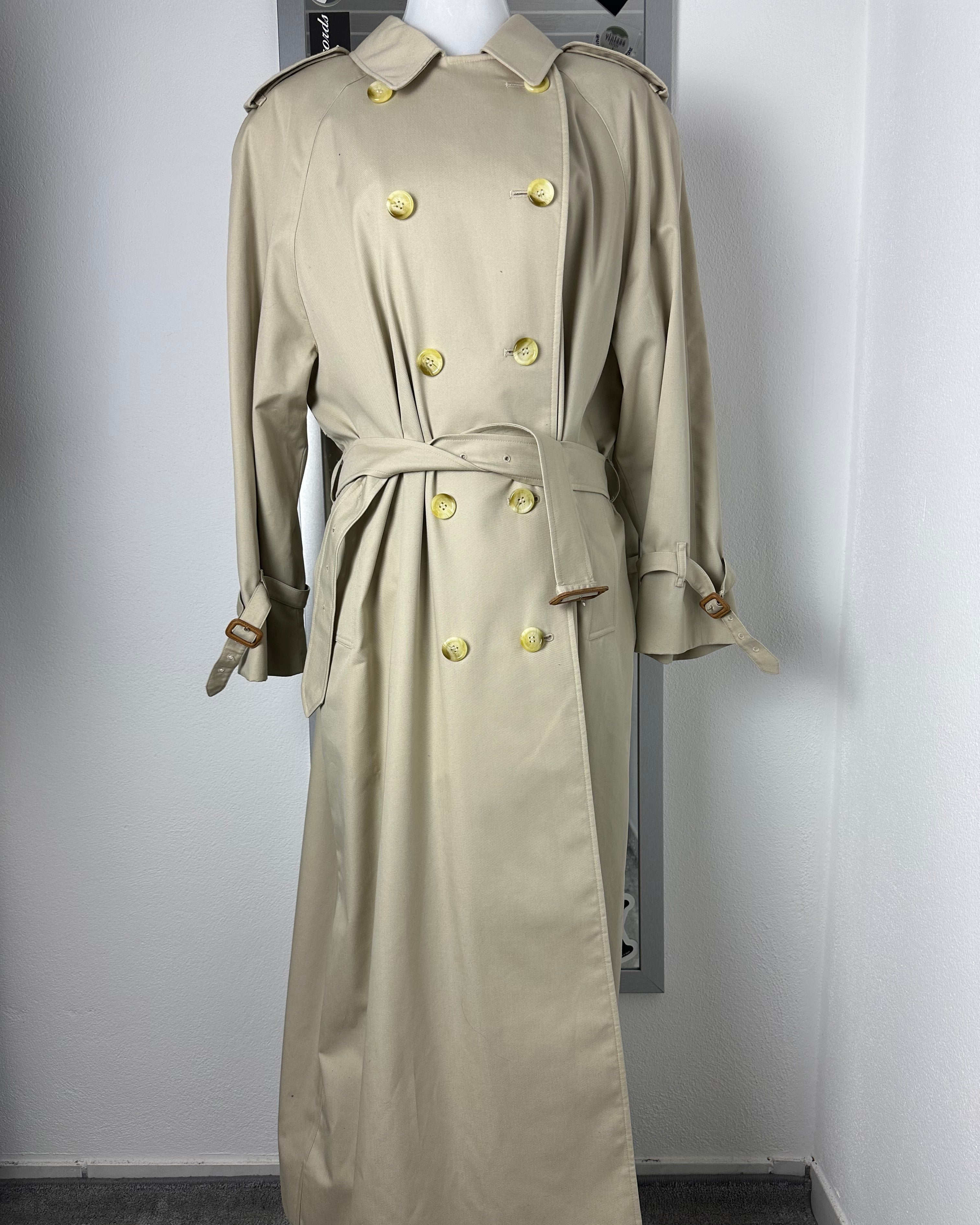 Burberrys Trenchcoat (16/XL)