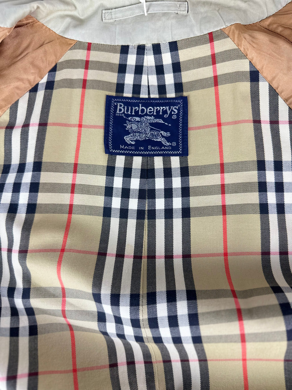 Burberrys Trenchcoat (50/L)