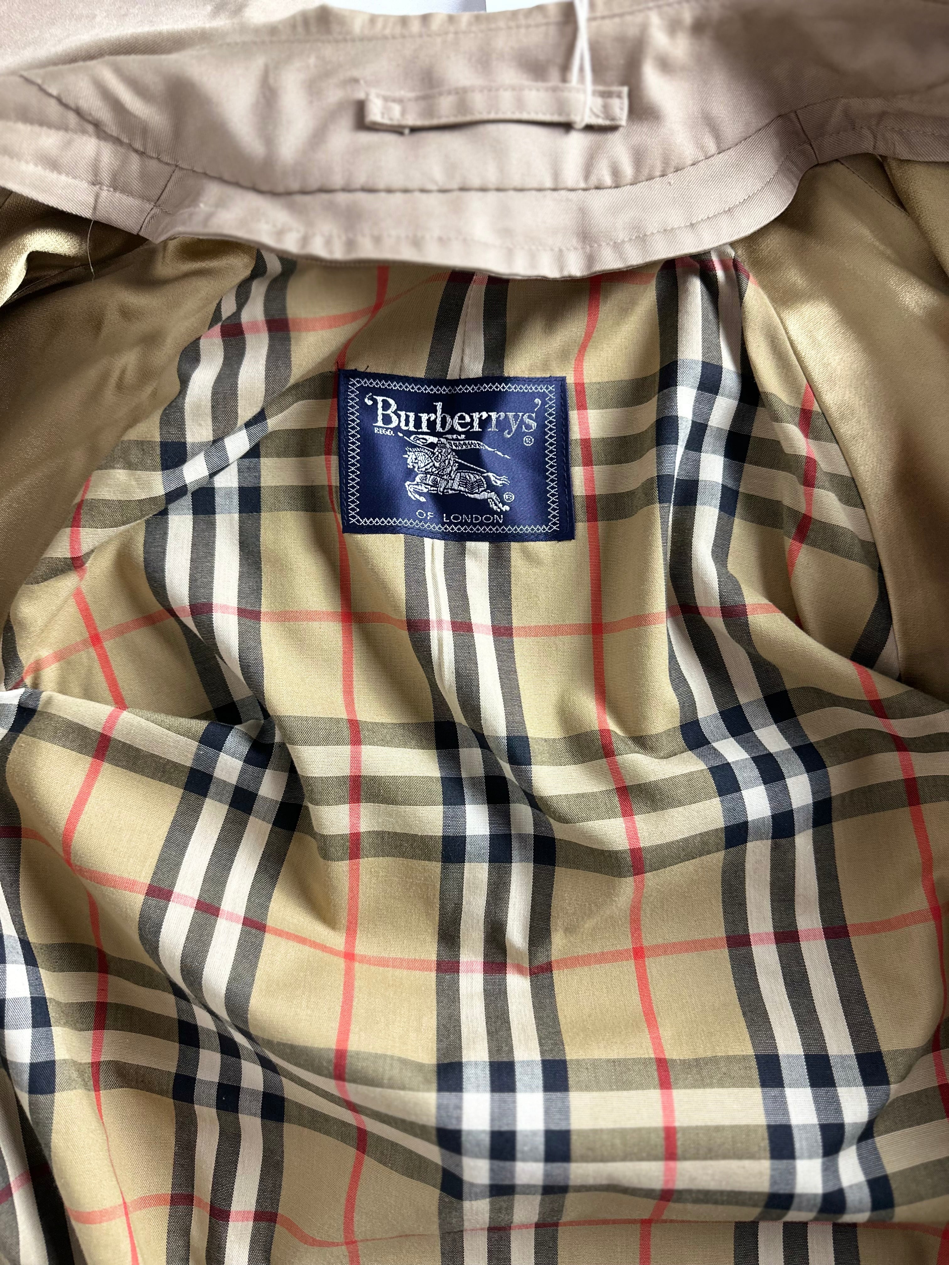 Burberrys Carcoat (46/S) including Inlet