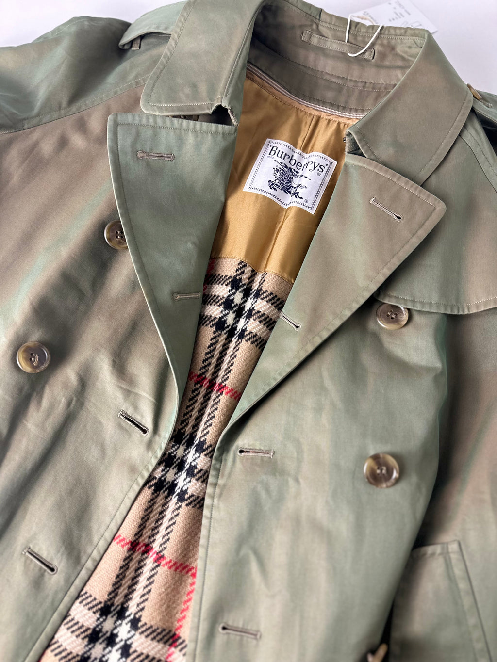 Burberrys Trenchcoat (10/S) including Inlet