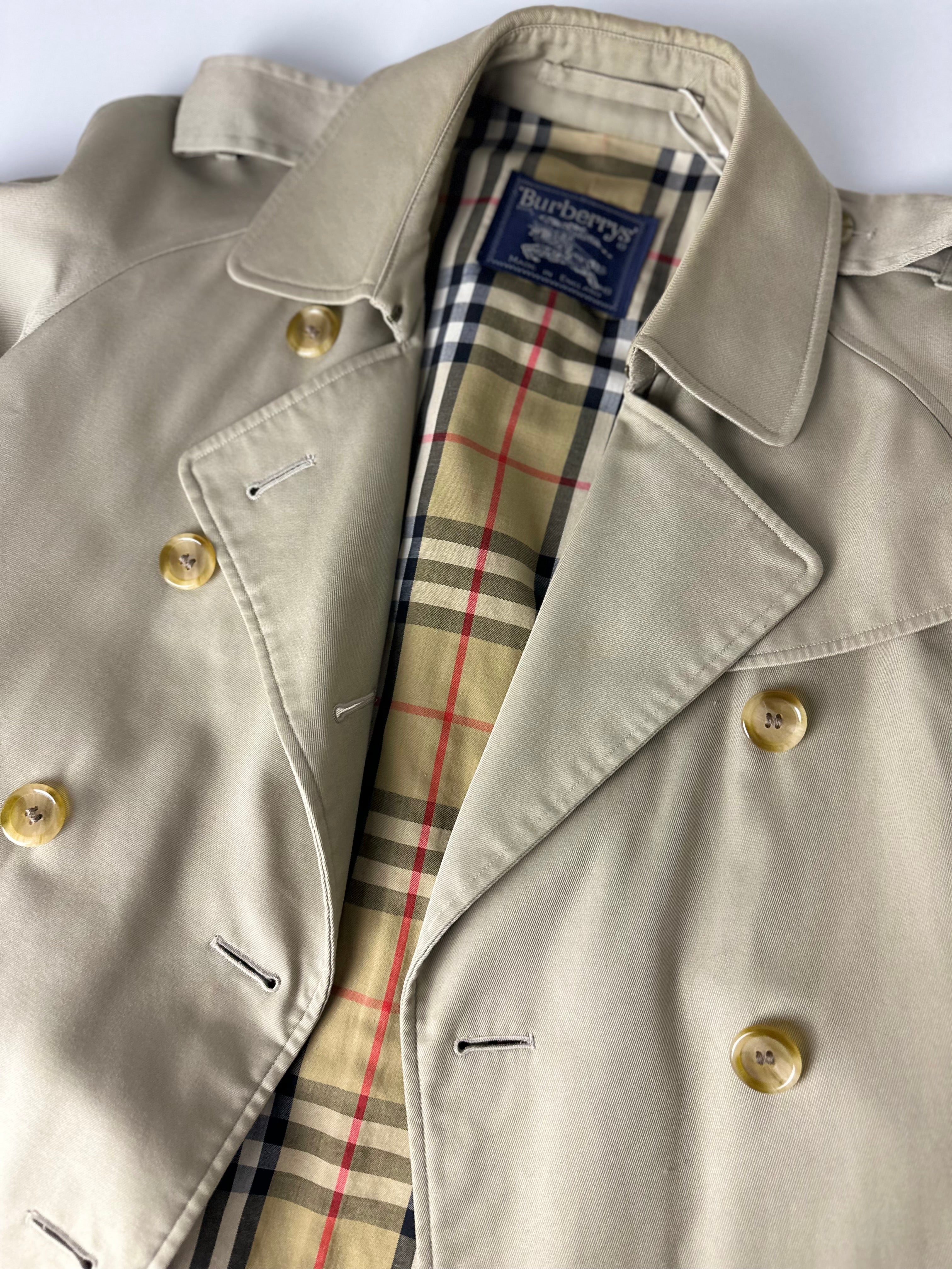 Burberrys Trenchcoat (8/XS)