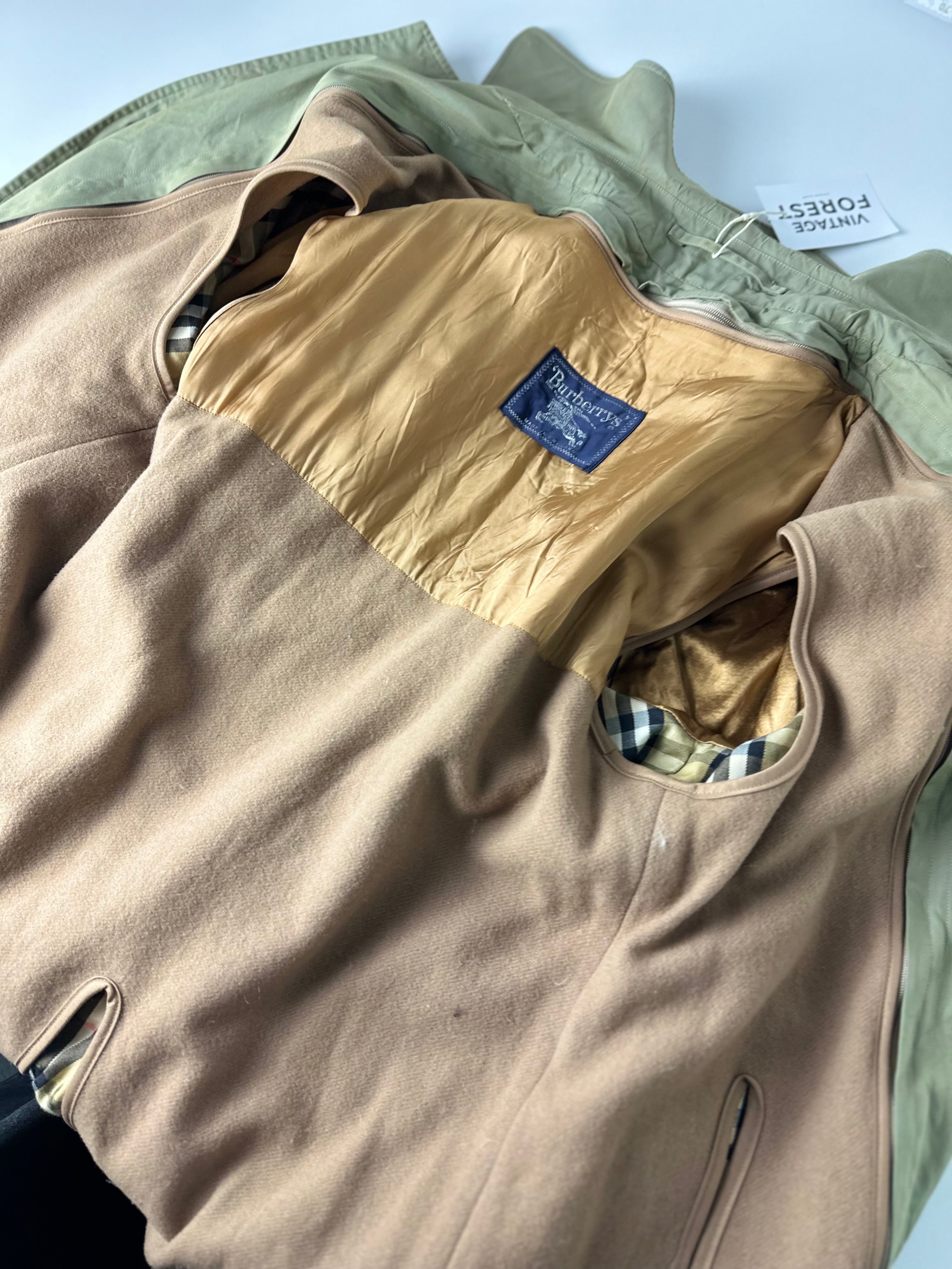 Burberrys Carcoat (48/M) including Inlet