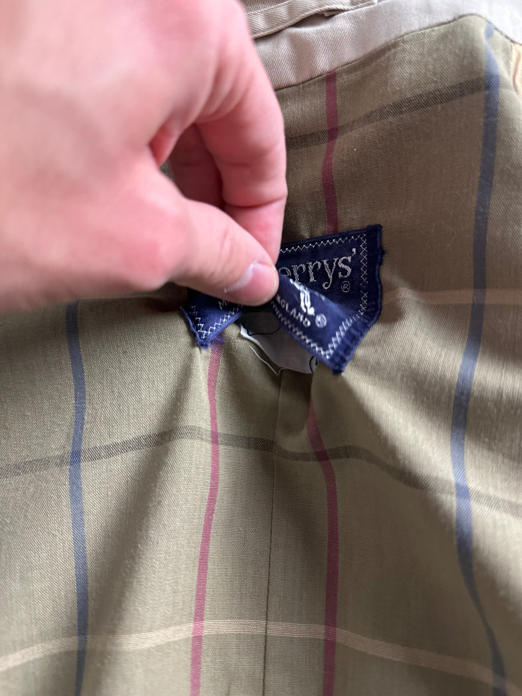 Burberrys Trenchcoat (12/M)