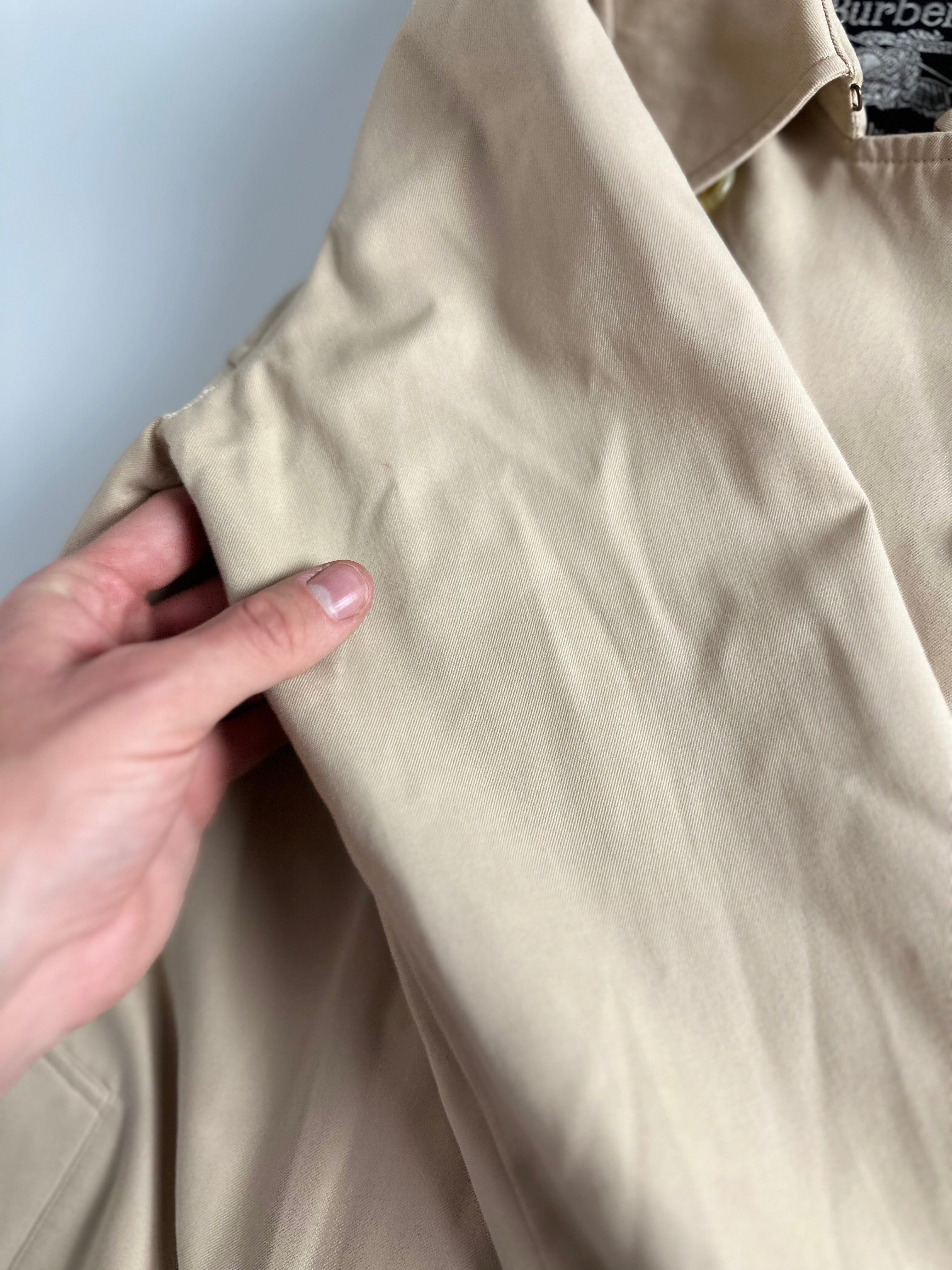 Burberrys Trenchcoat (8/XS)