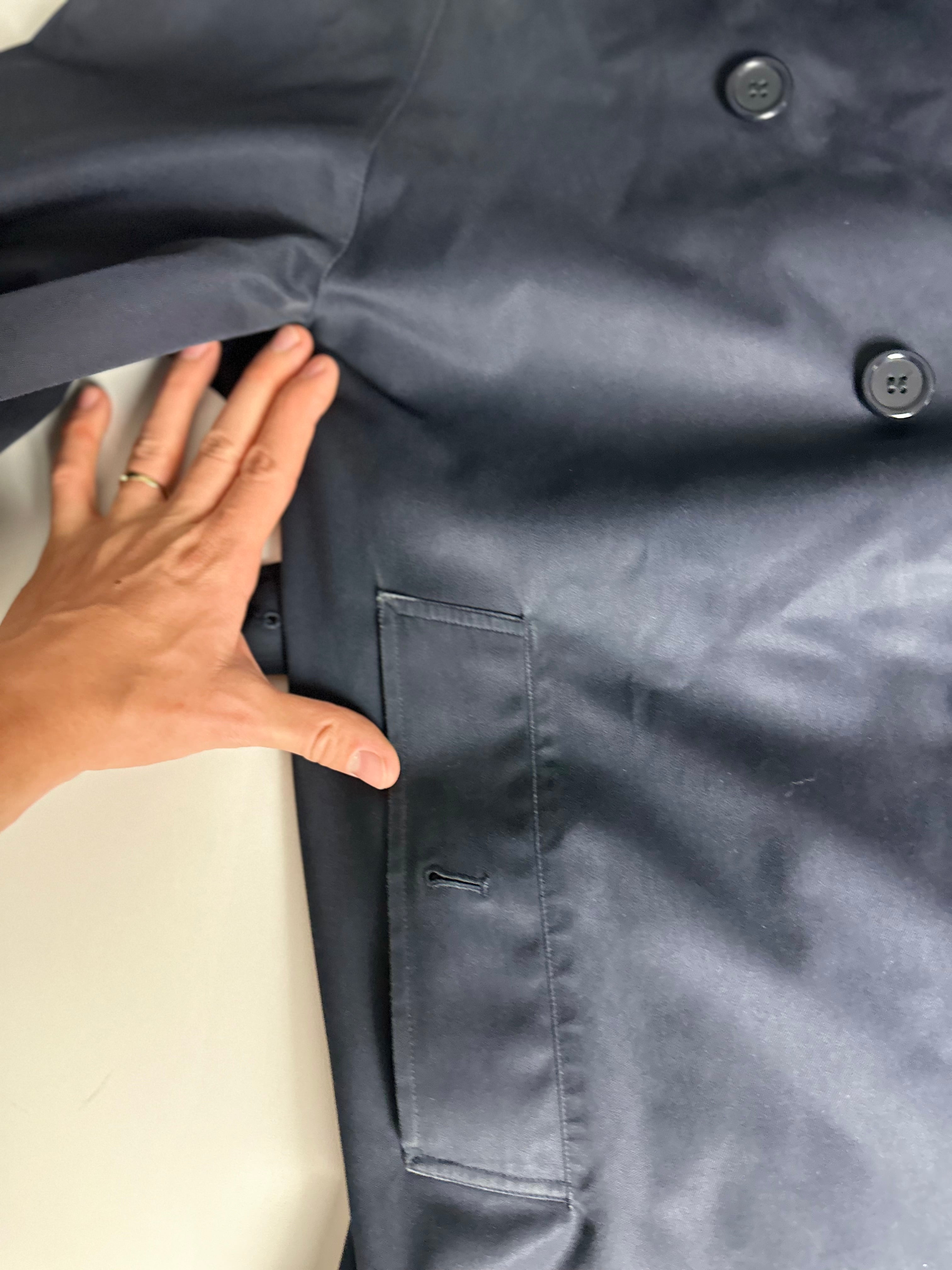 Burberrys Trenchcoat (10/S)