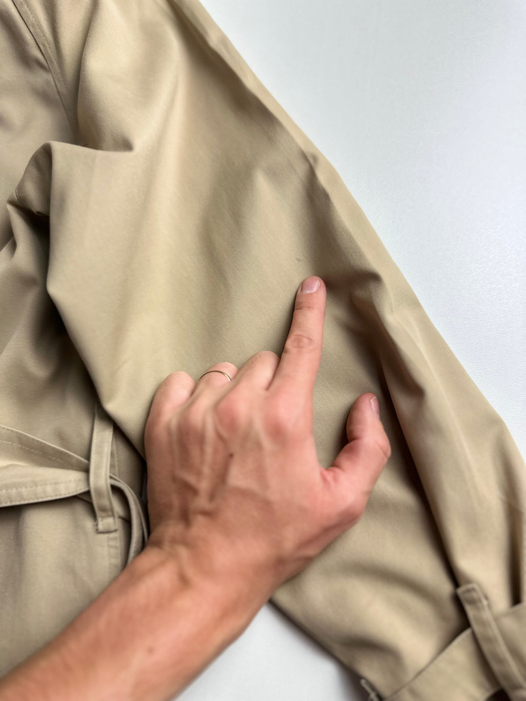 Burberrys Trenchcoat (14/L)