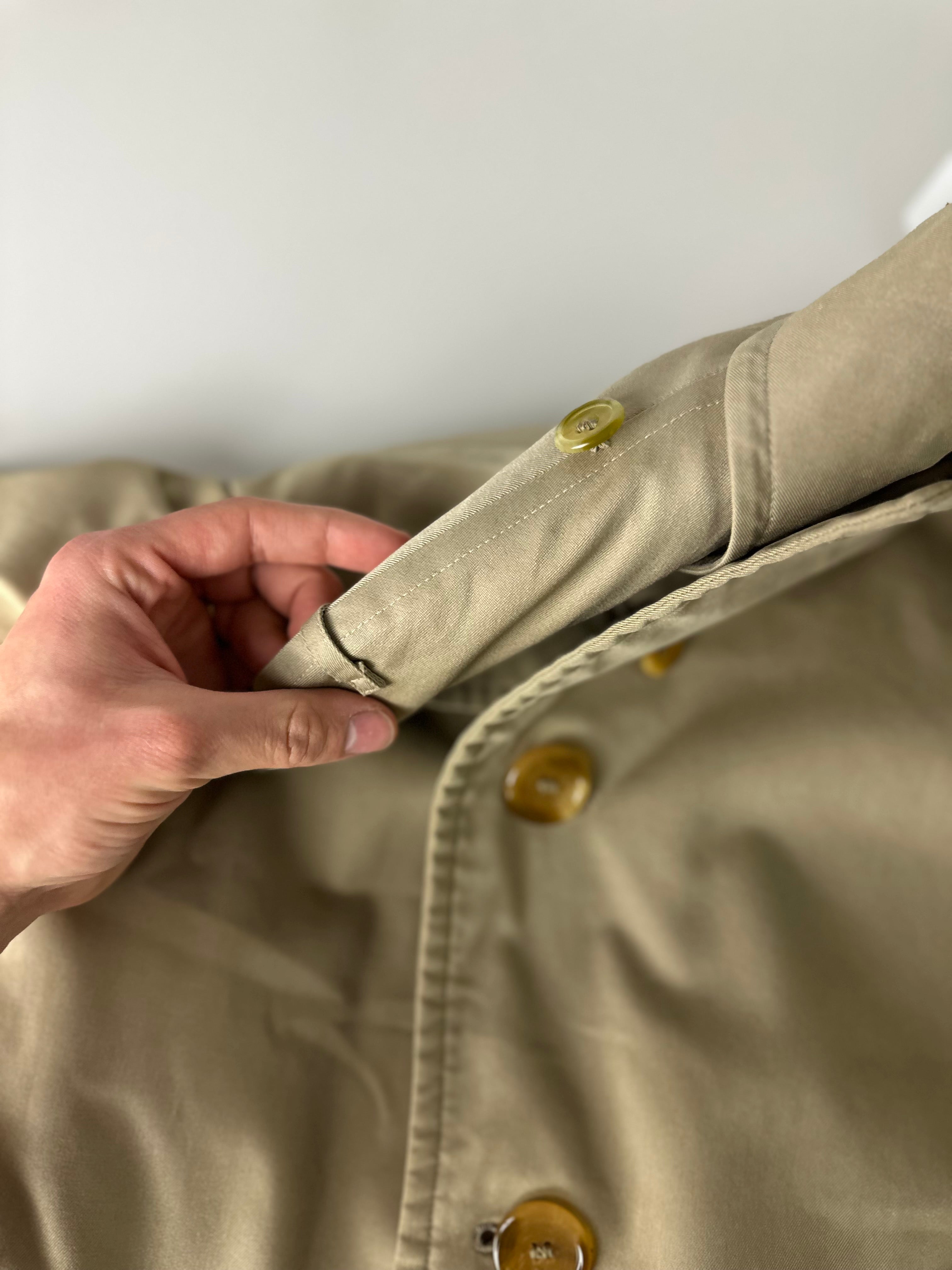 Burberrys Trenchcoat (48/M) including Inlet