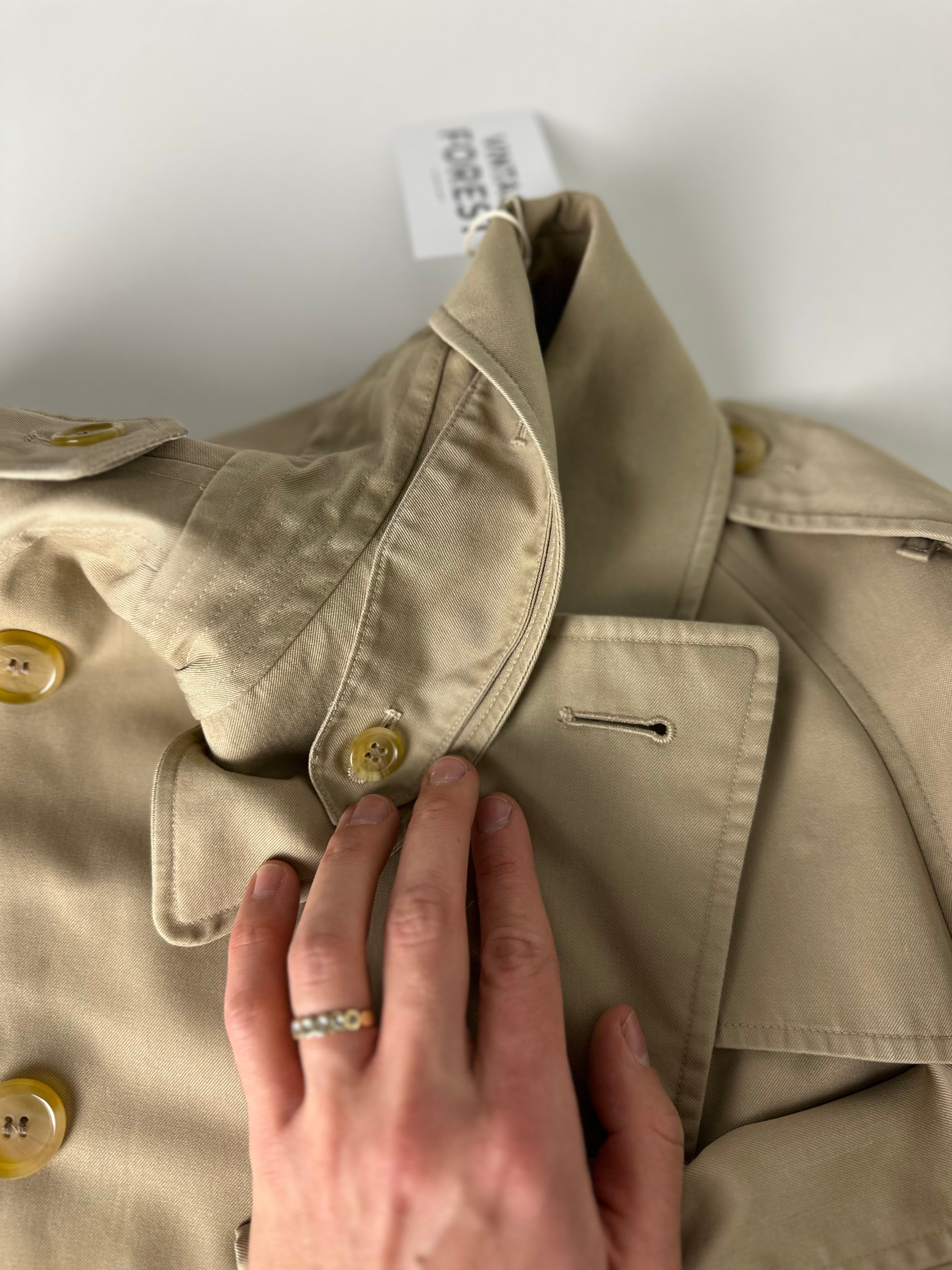 Burberrys Trenchcoat (8/XS)
