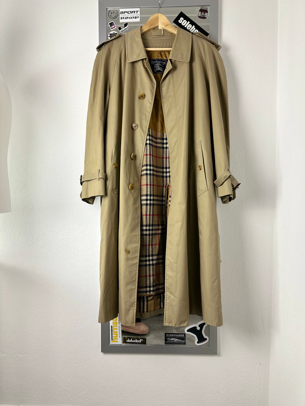 Burberrys Trenchcoat (52/L) including Inlet