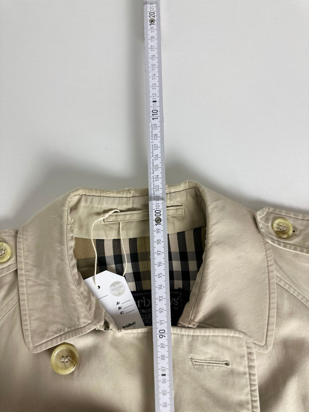 Burberrys Trenchcoat (10/S)