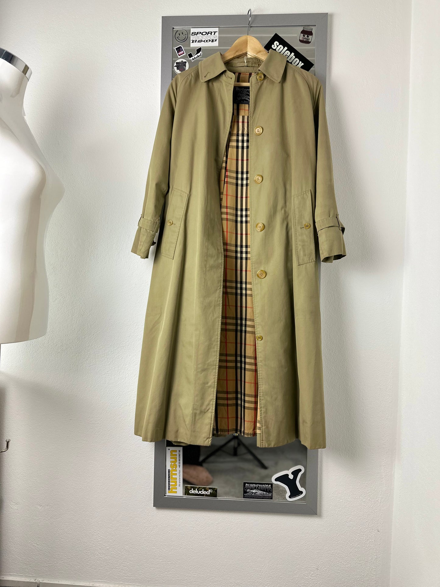 Burberrys Trenchcoat (8/XS)