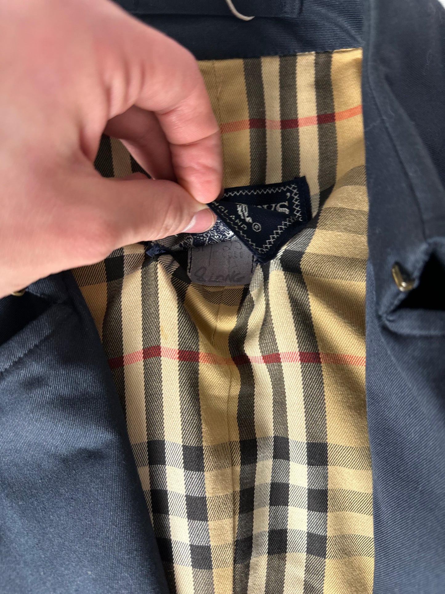 Burberrys Trenchcoat (8/XS)