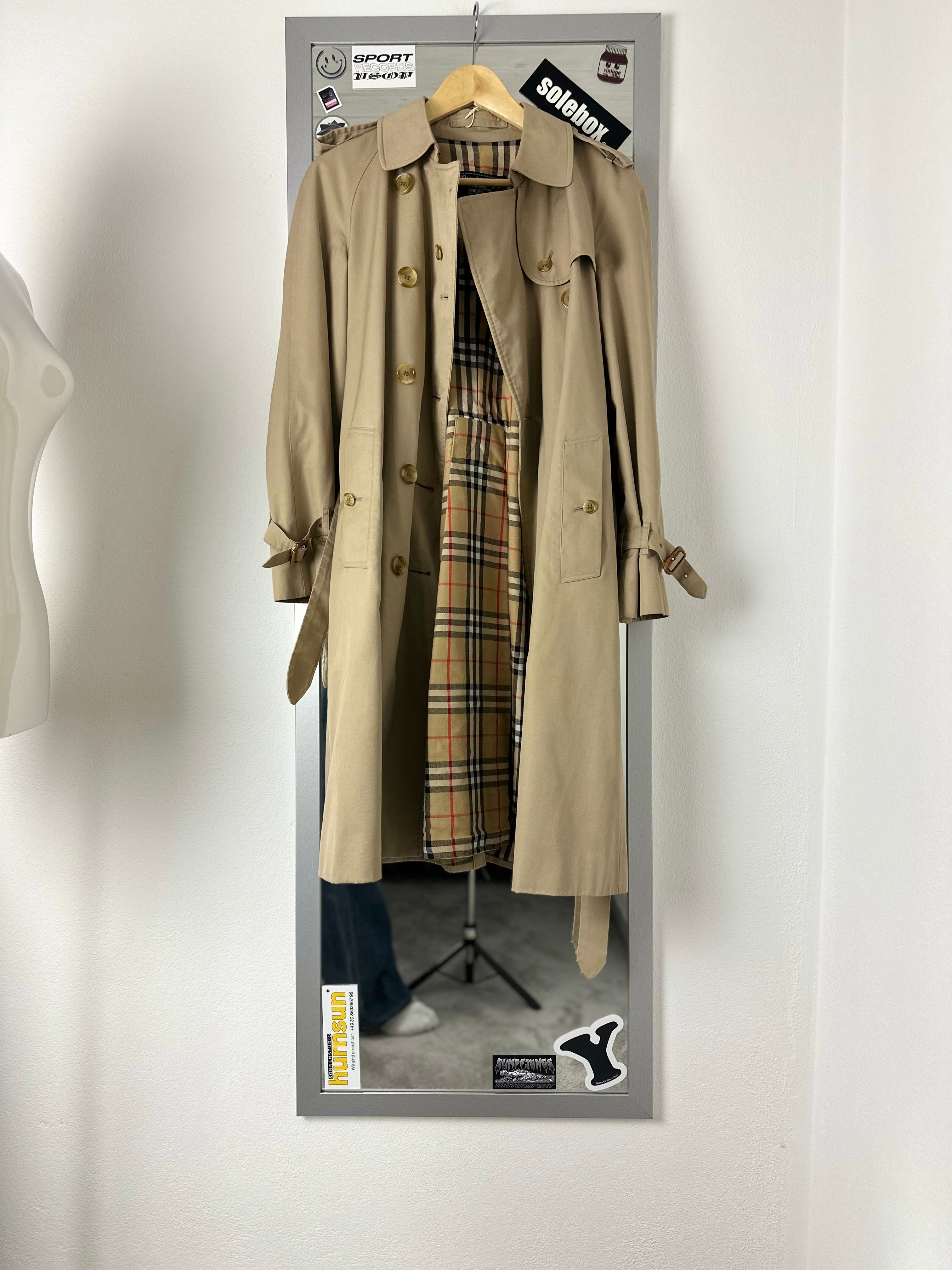 Burberrys Trenchcoat (8/XS)