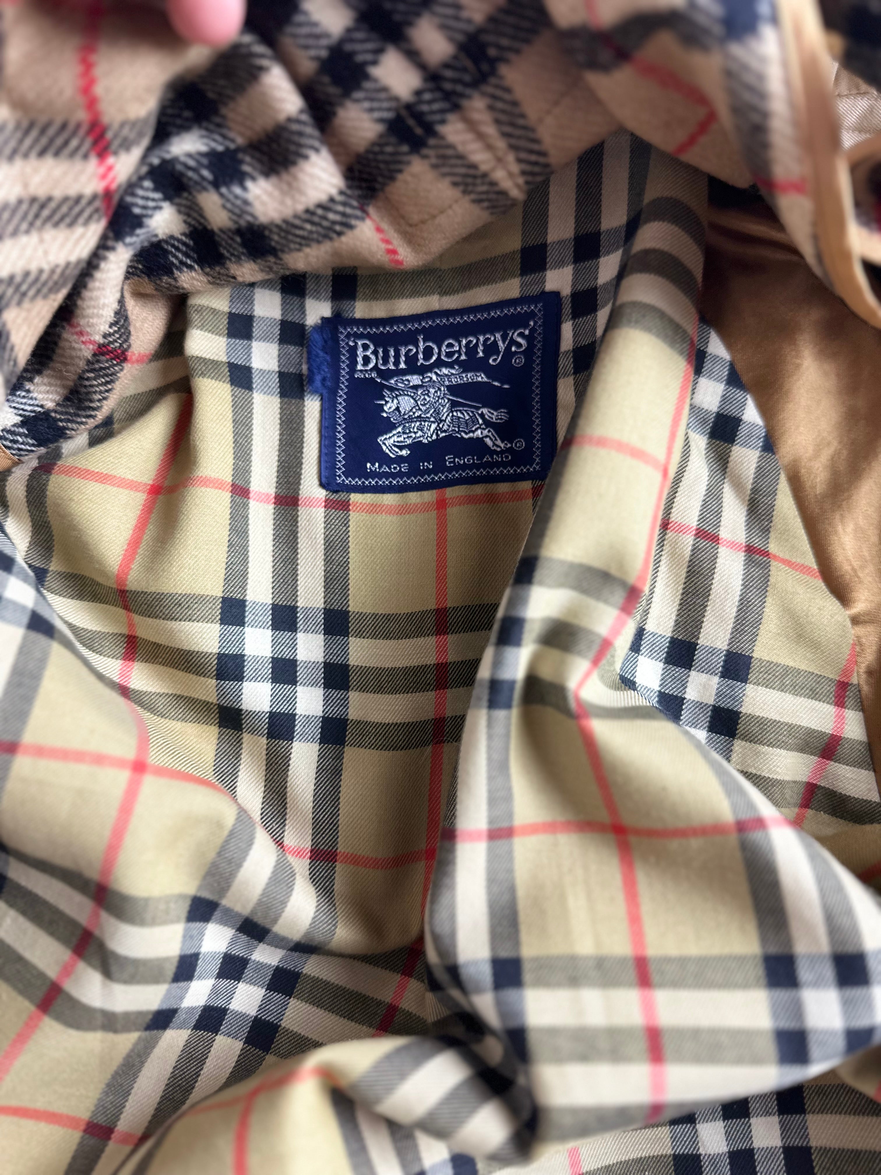 Burberrys Carcoat (10/S) including Inlet