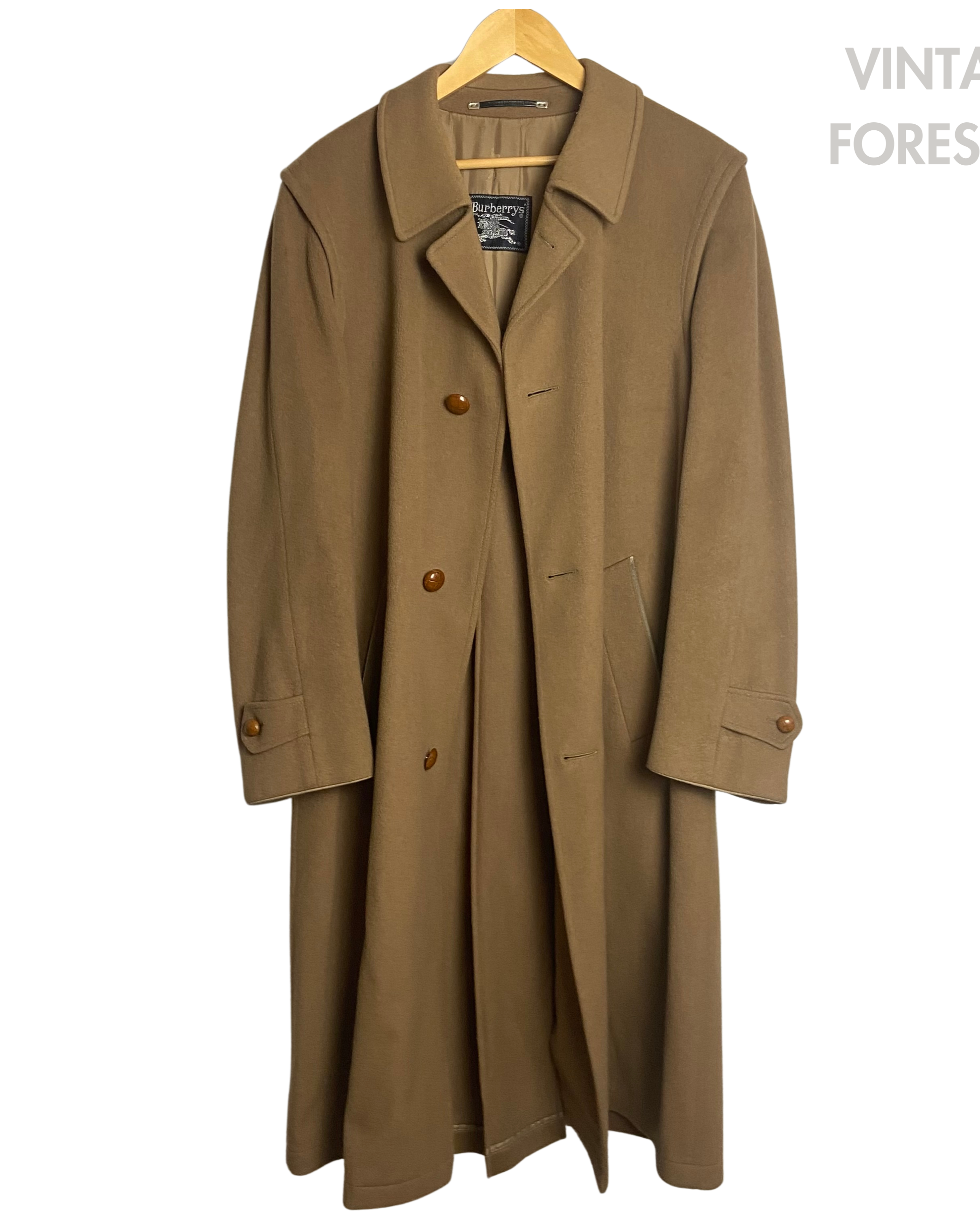 Burberrys Coat (50/L)