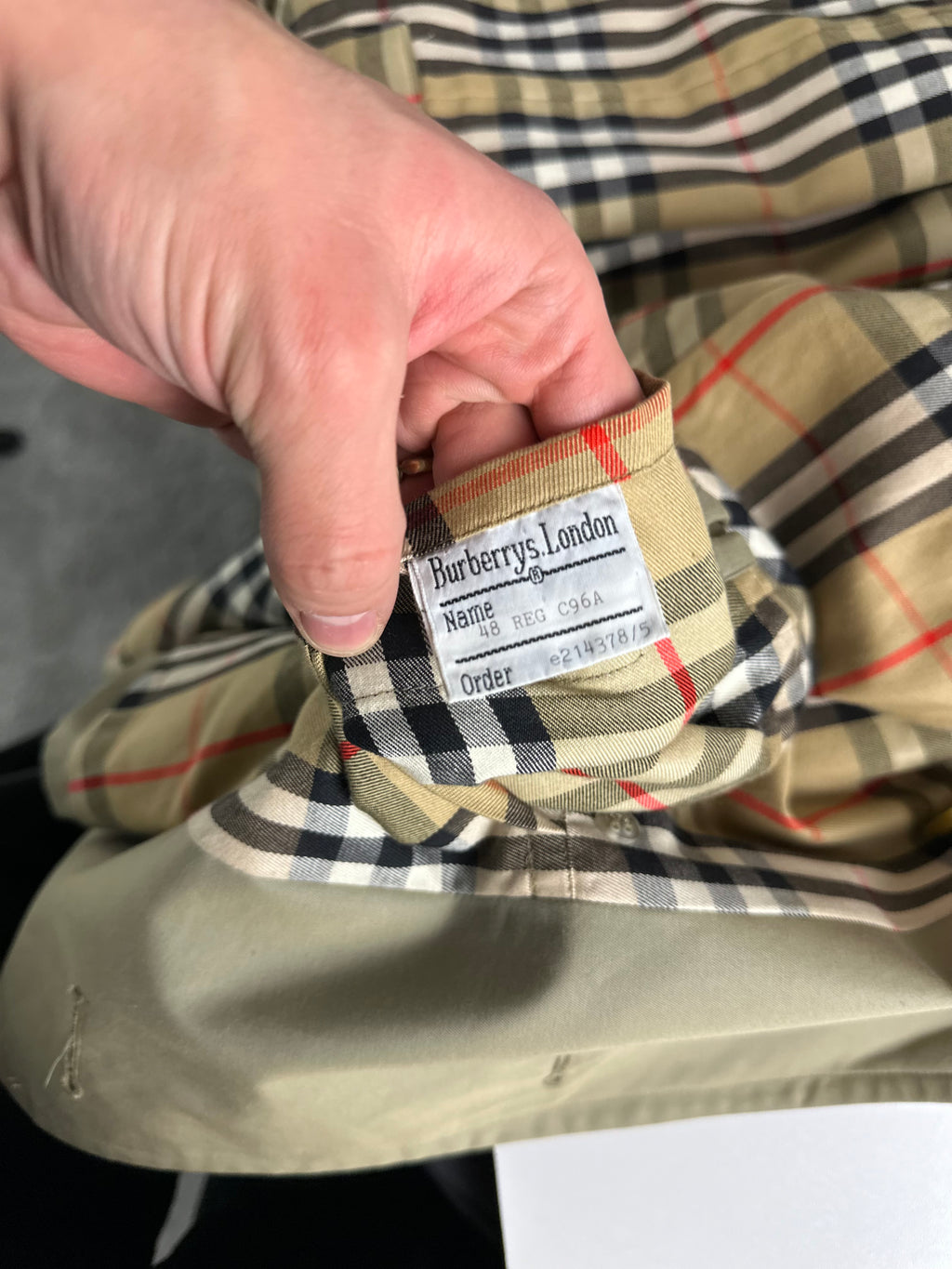 Burberrys Trenchcoat (50/L)