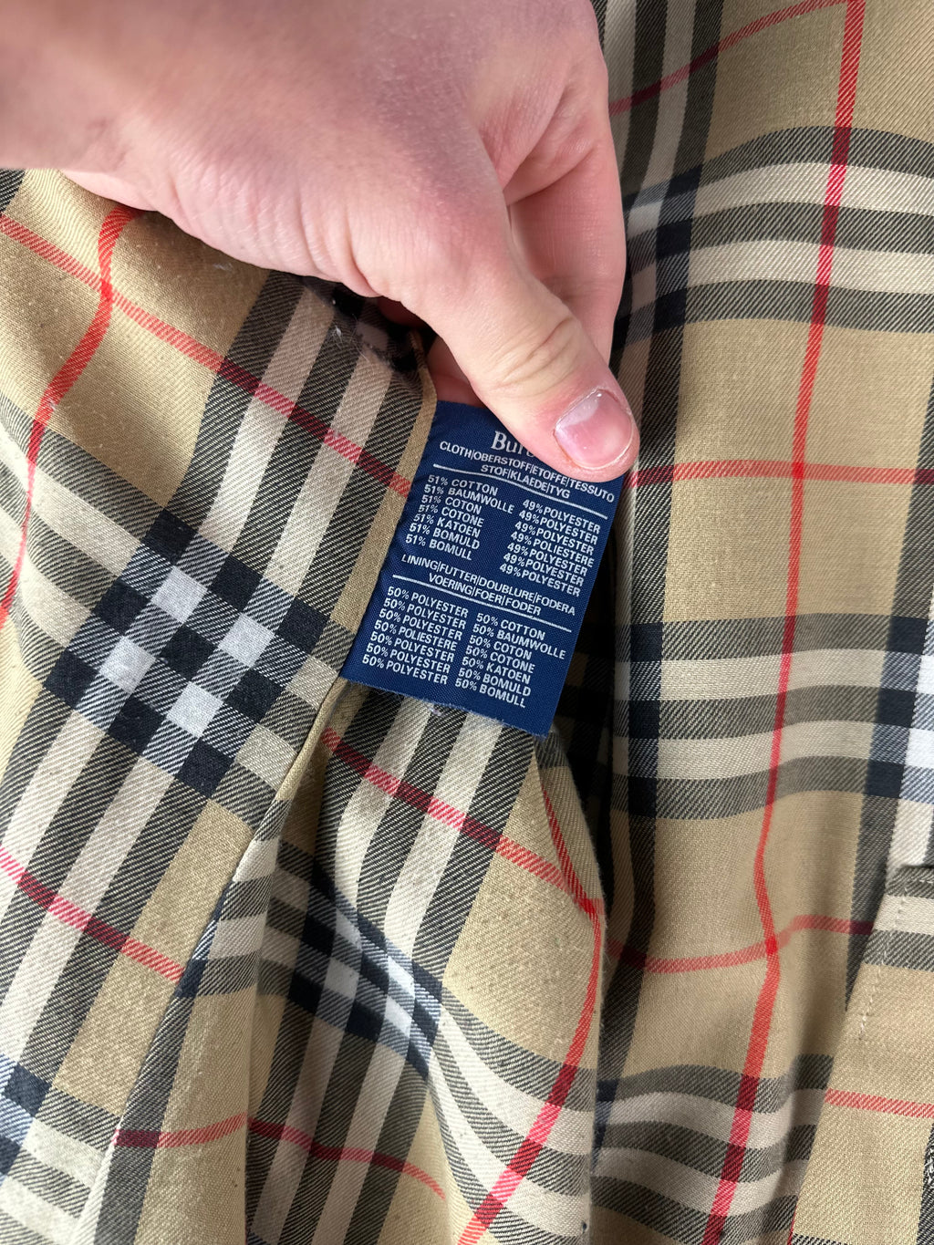 Burberrys Trenchcoat (12/M)