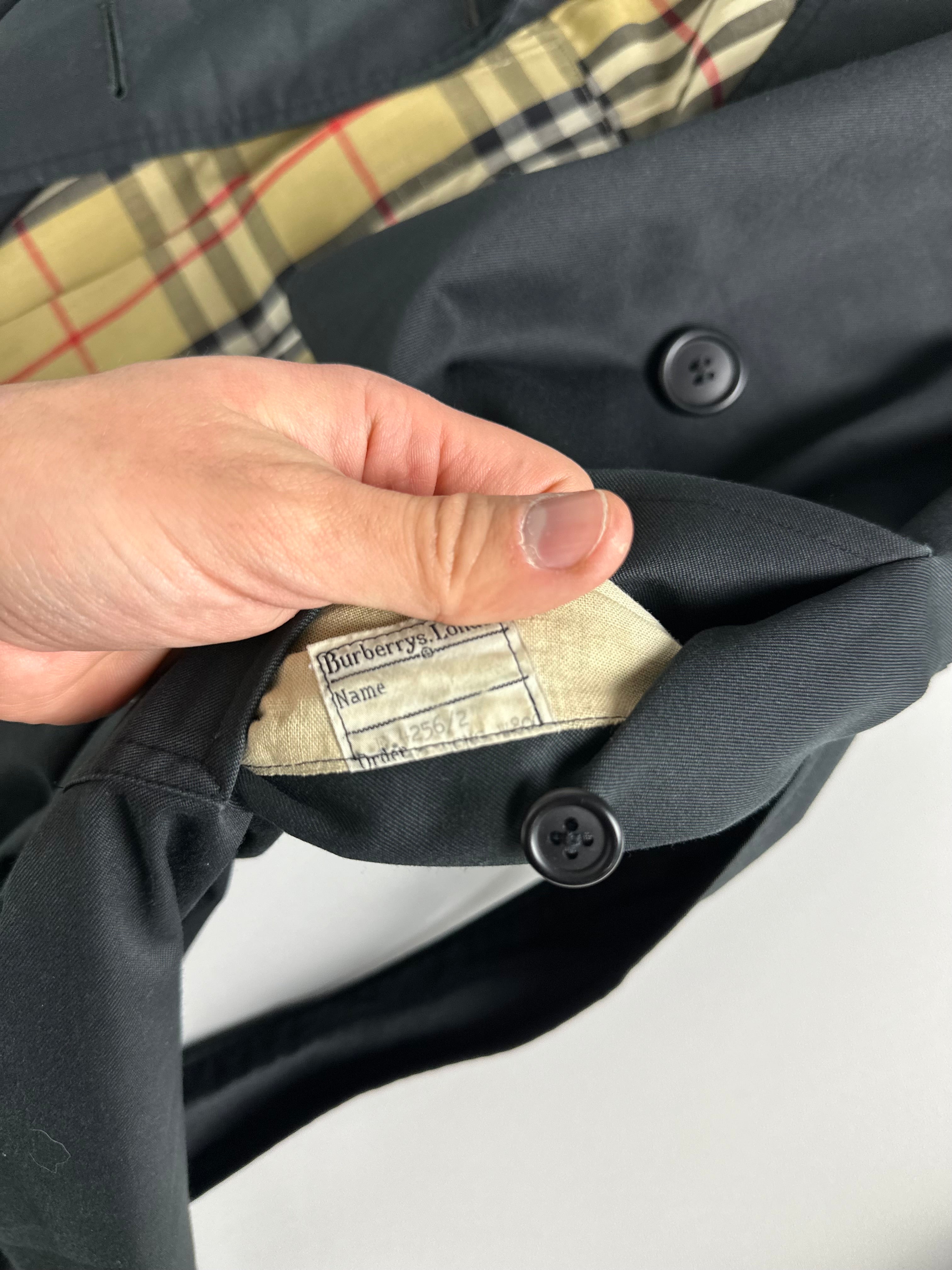 Burberrys Trenchcoat (8/XS)