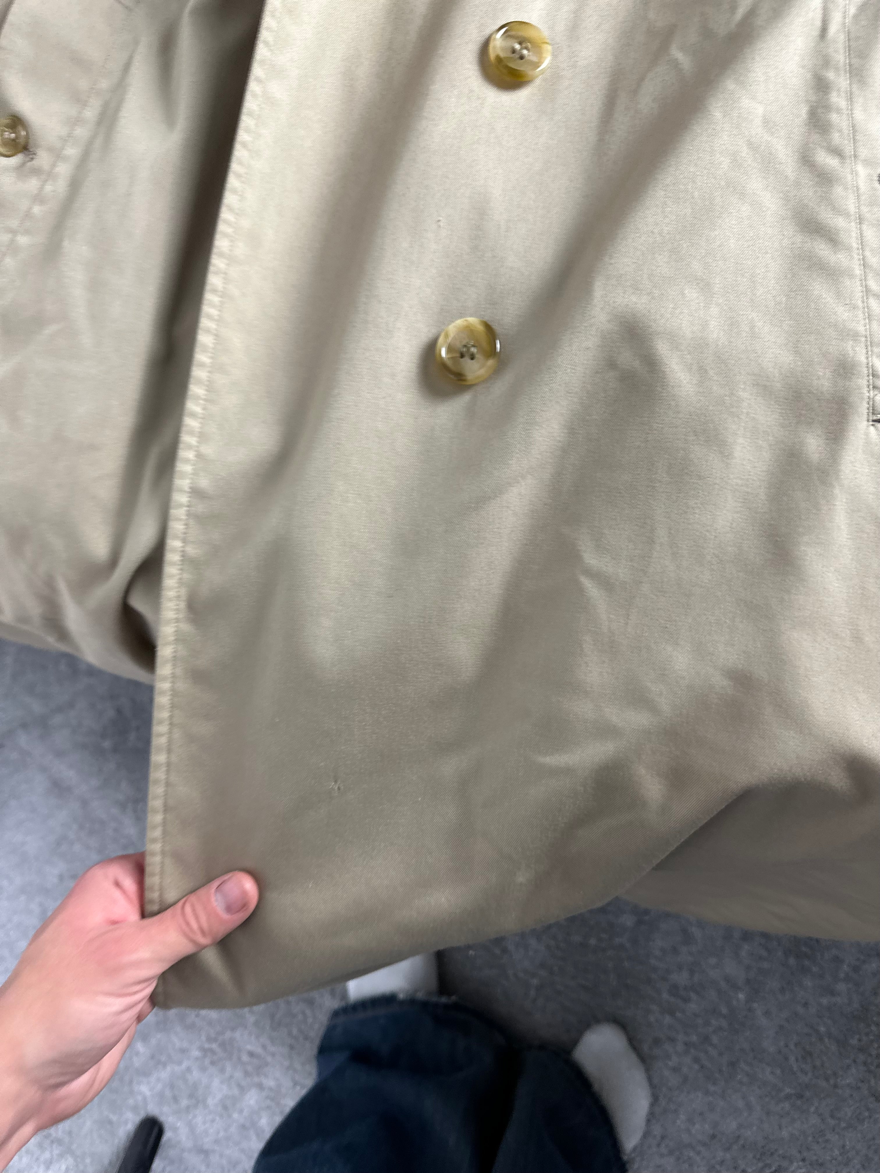 Burberrys Trenchcoat (12/M)