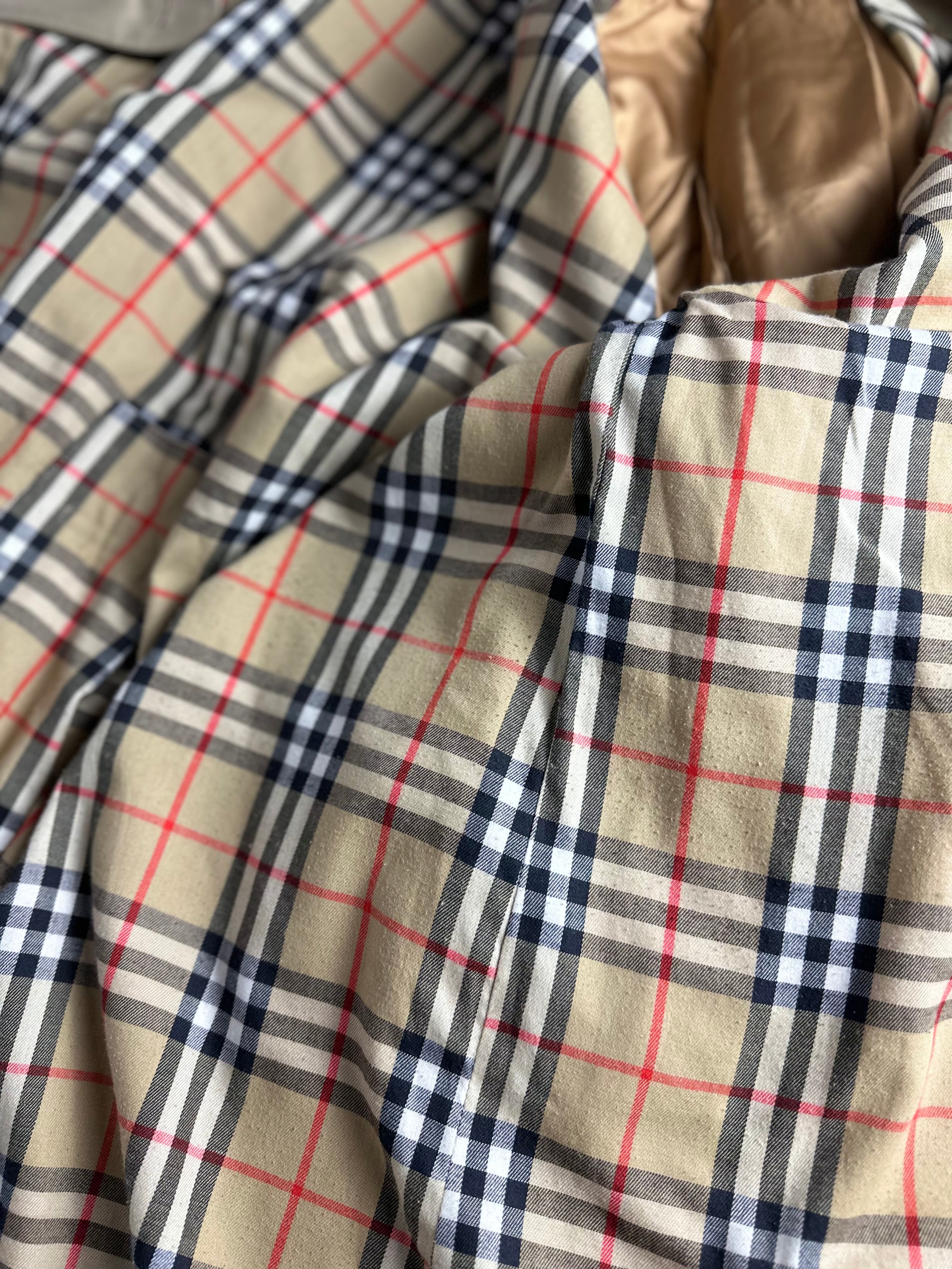 Burberrys Trenchcoat (12/M)