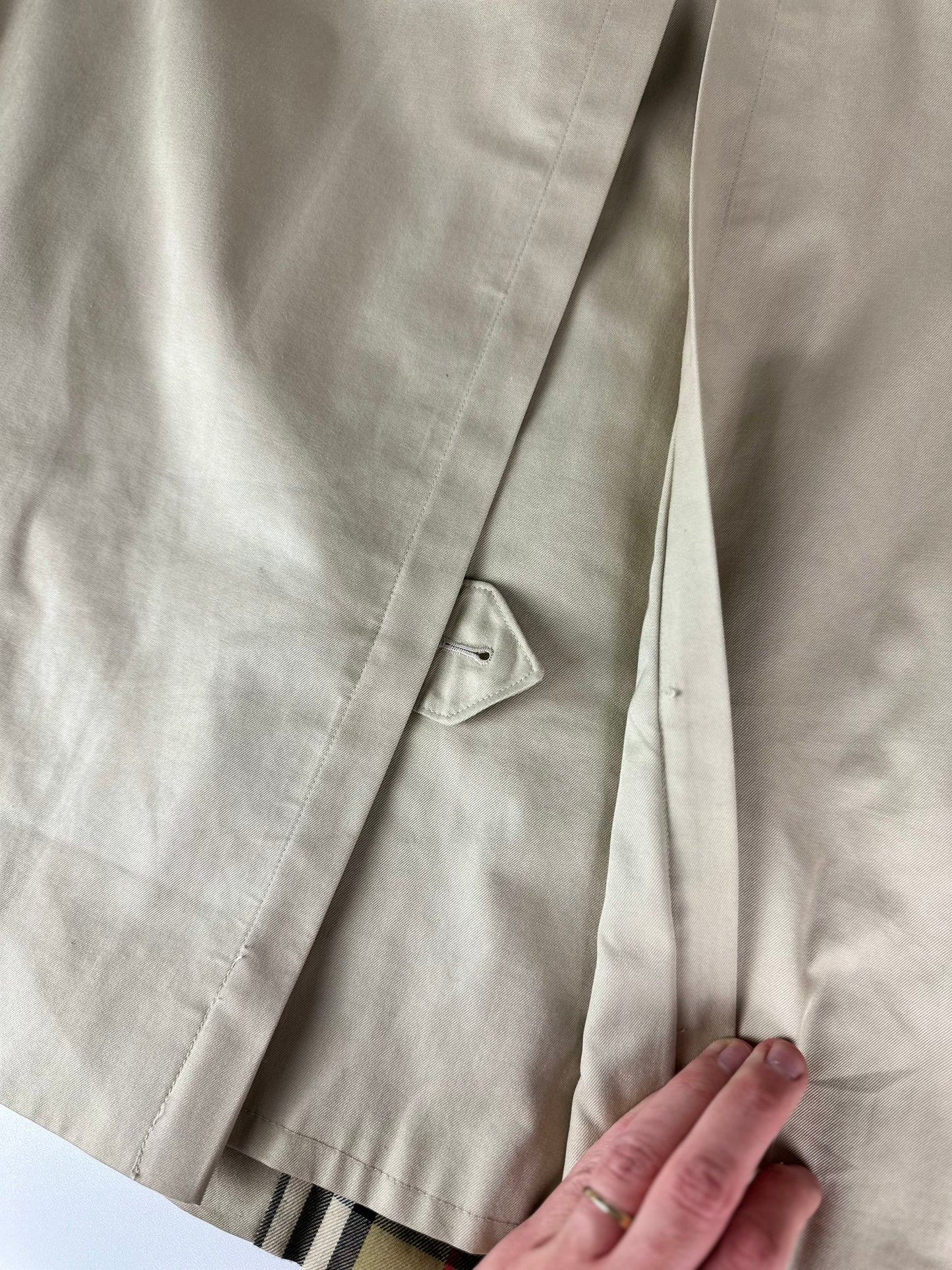 Burberrys Trenchcoat (12/M)