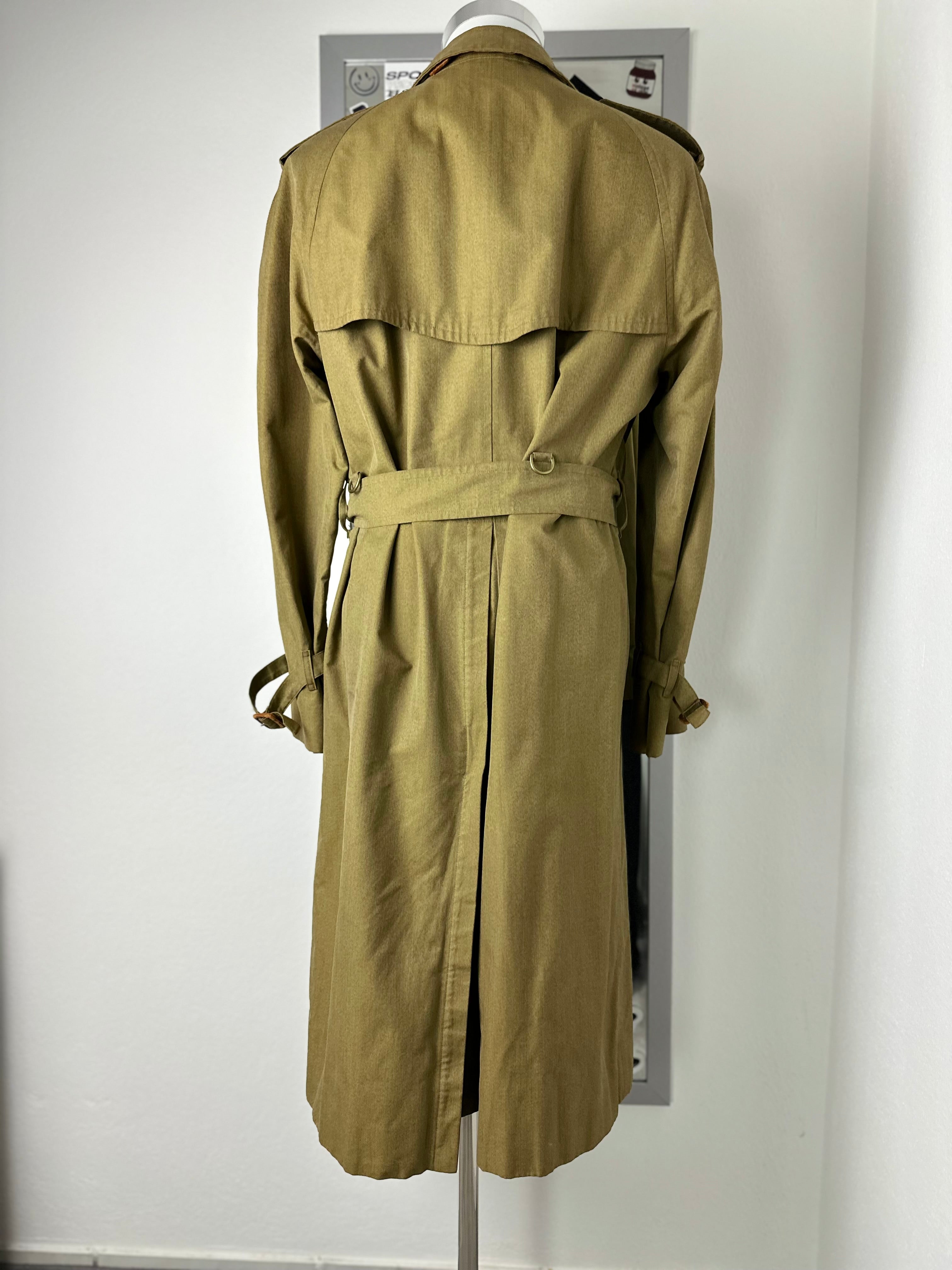 Burberrys Trenchcoat (50/L)