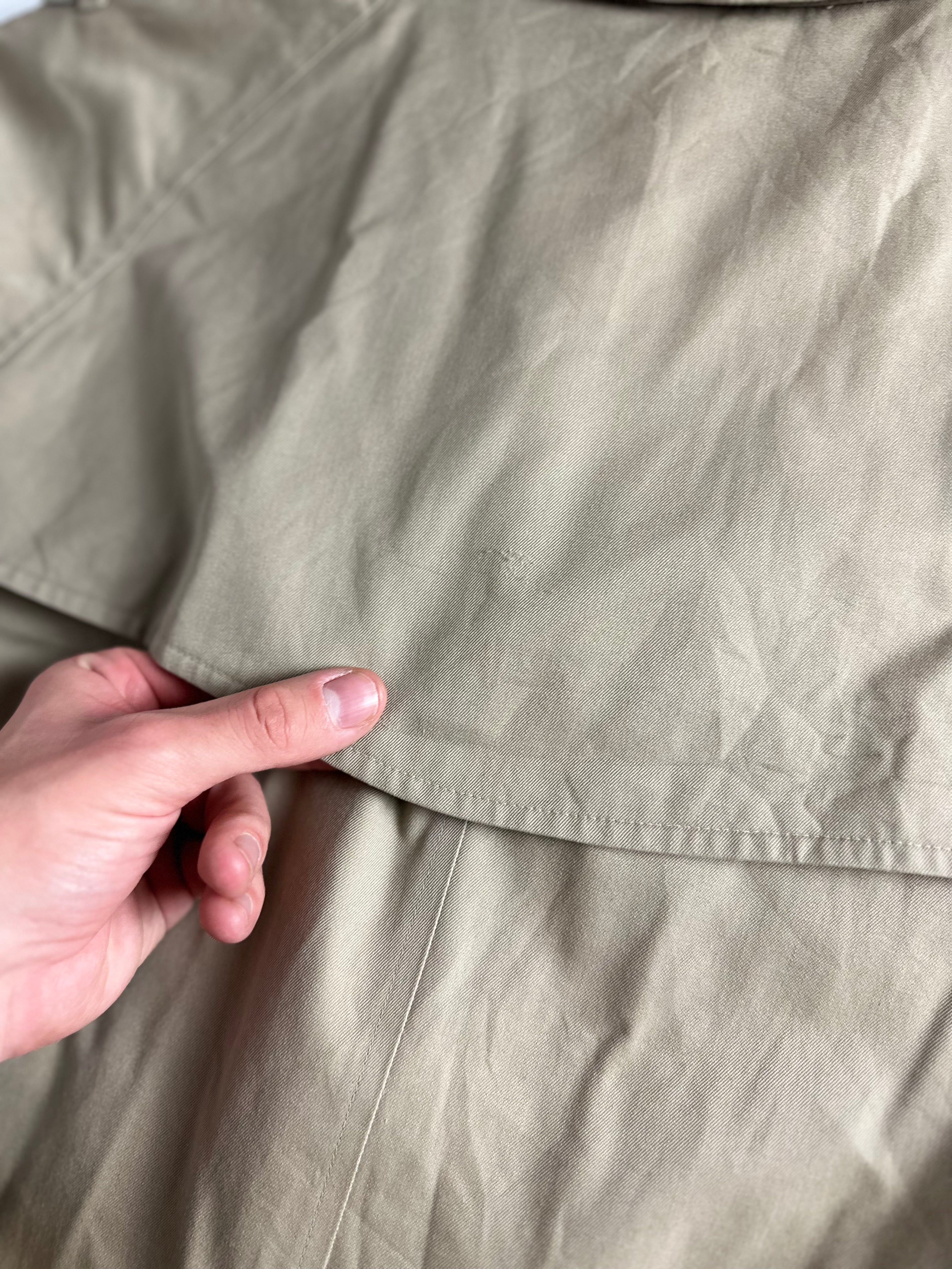 Burberrys Trenchcoat (14/L)