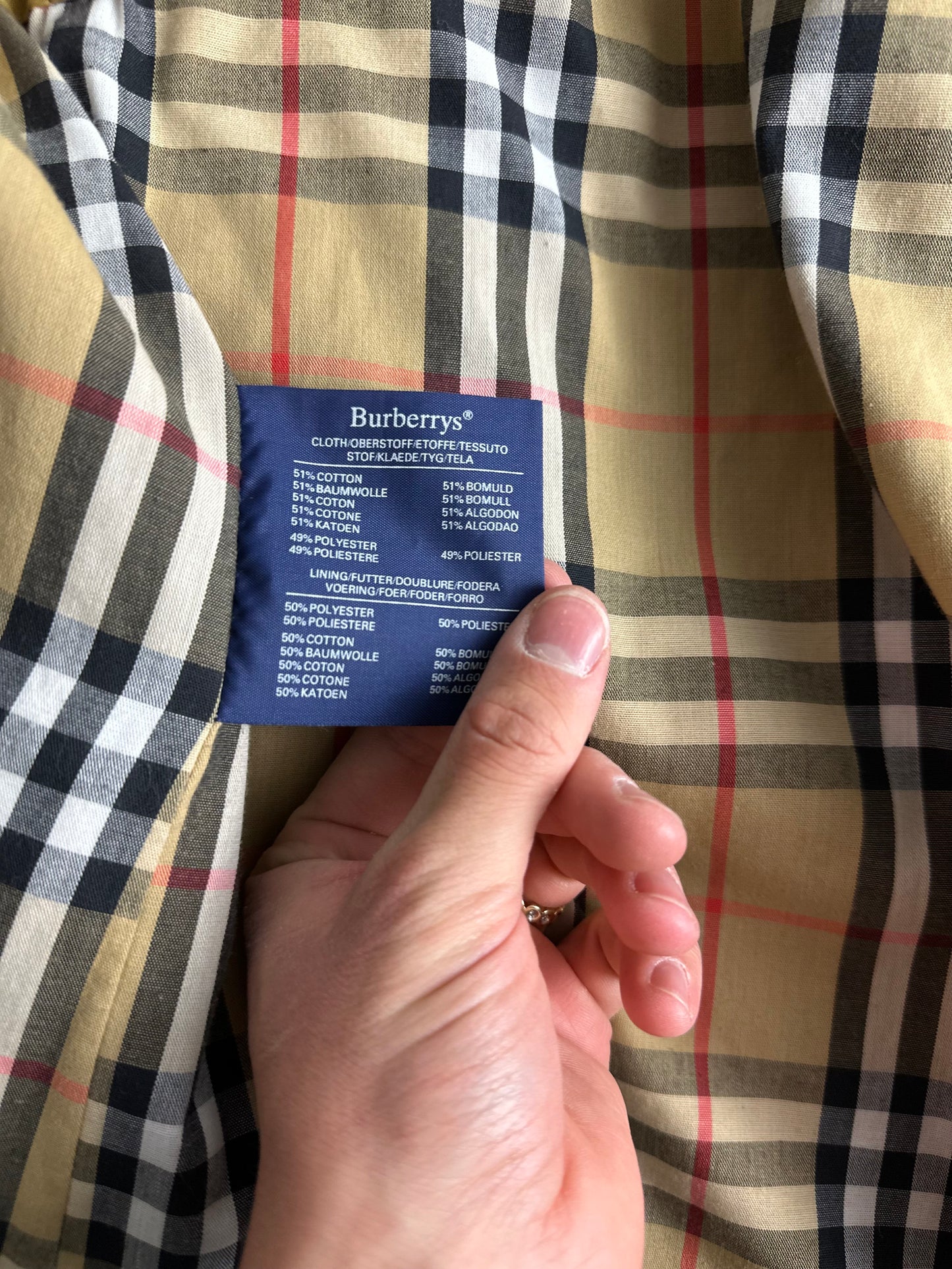 Burberrys Trenchcoat (14/L)