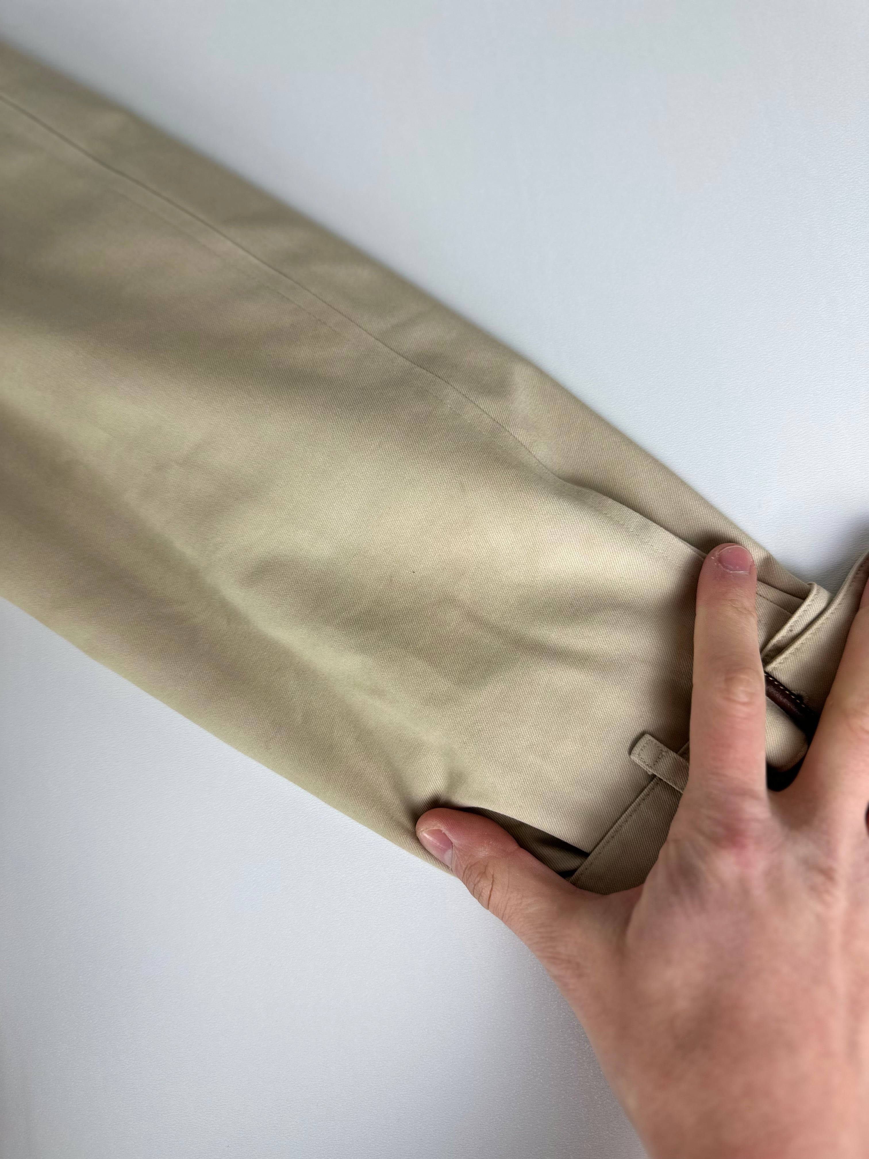 Burberrys Trenchcoat (12/M)