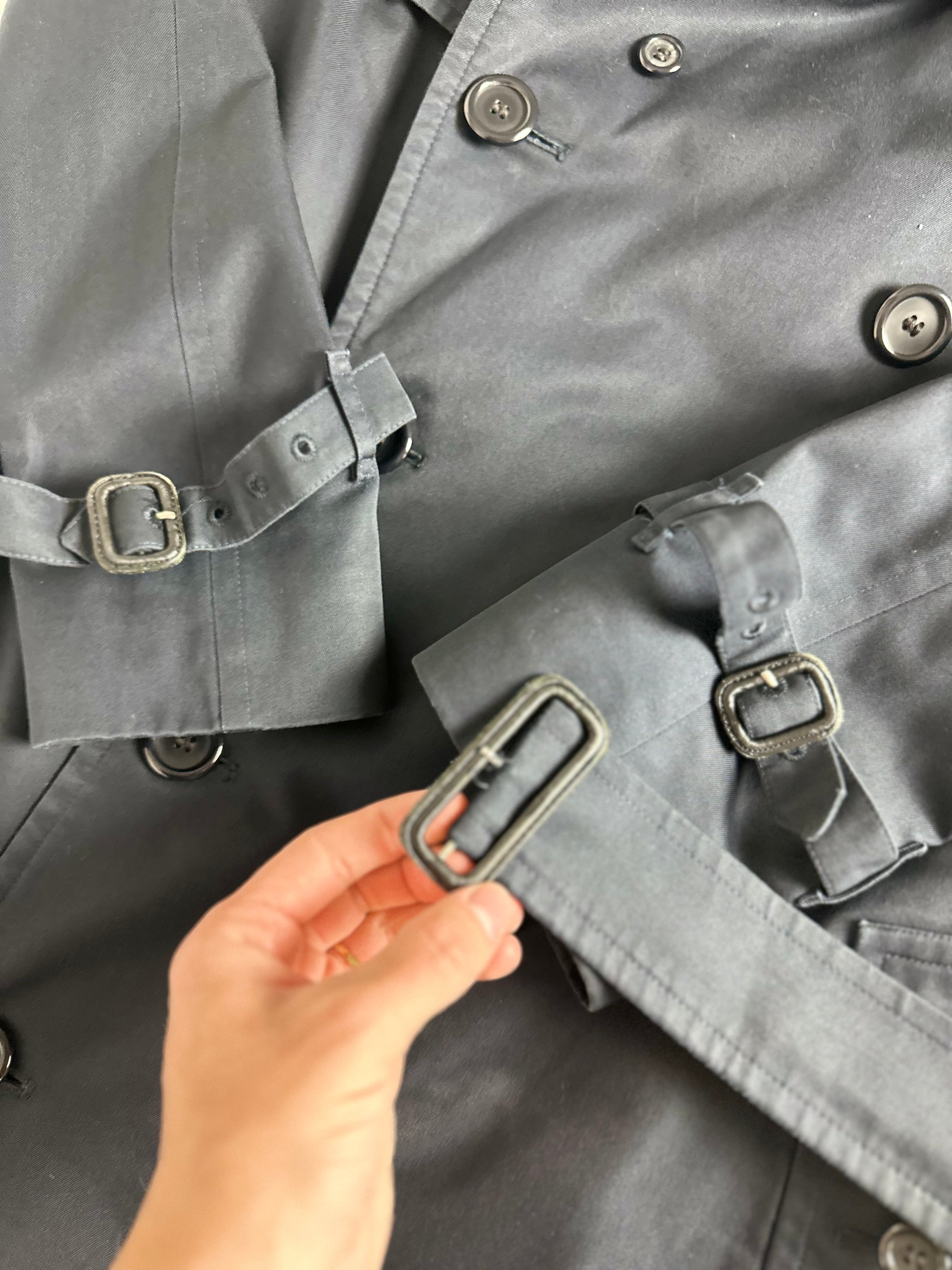 Burberrys Trenchcoat (52/L) including Inlet