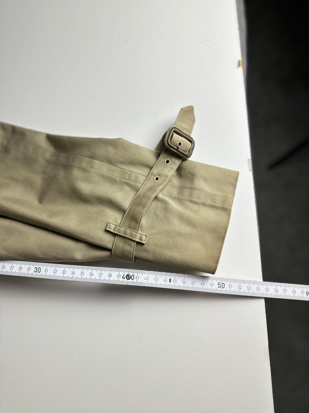 Burberrys Trenchcoat (52/L) including Inlet