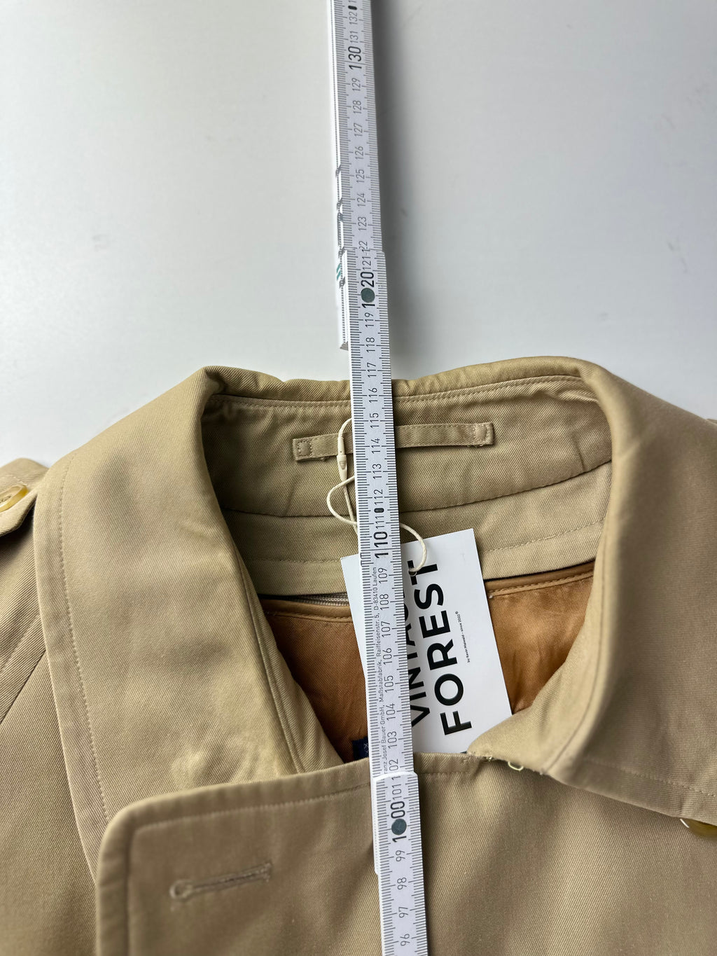Burberrys Trenchcoat (52/L) including Inlet