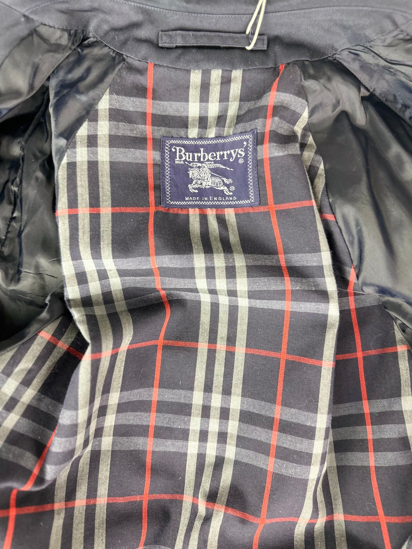 Burberrys Trenchcoat (8/XS)