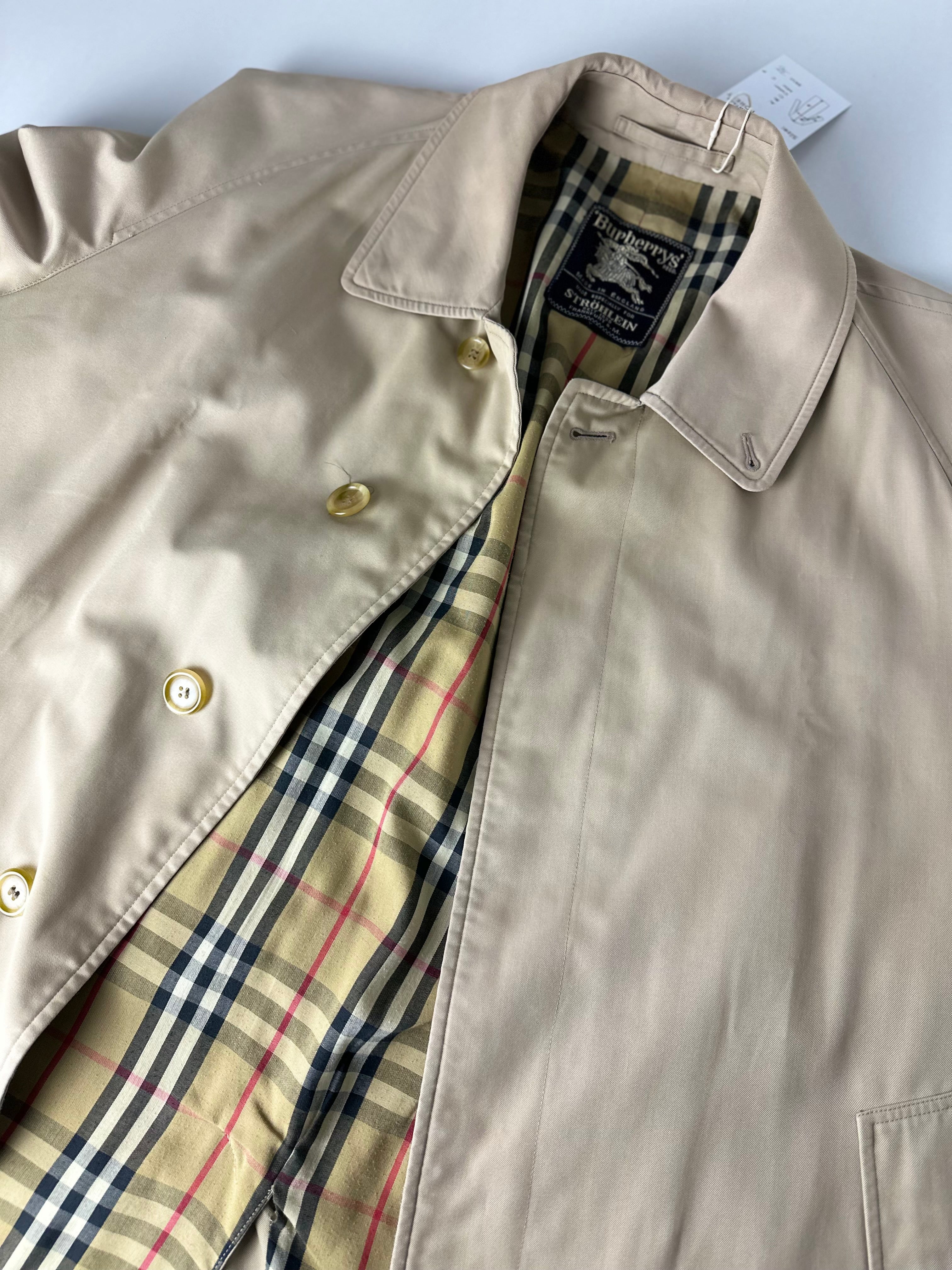 Burberrys Carcoat (52/L)