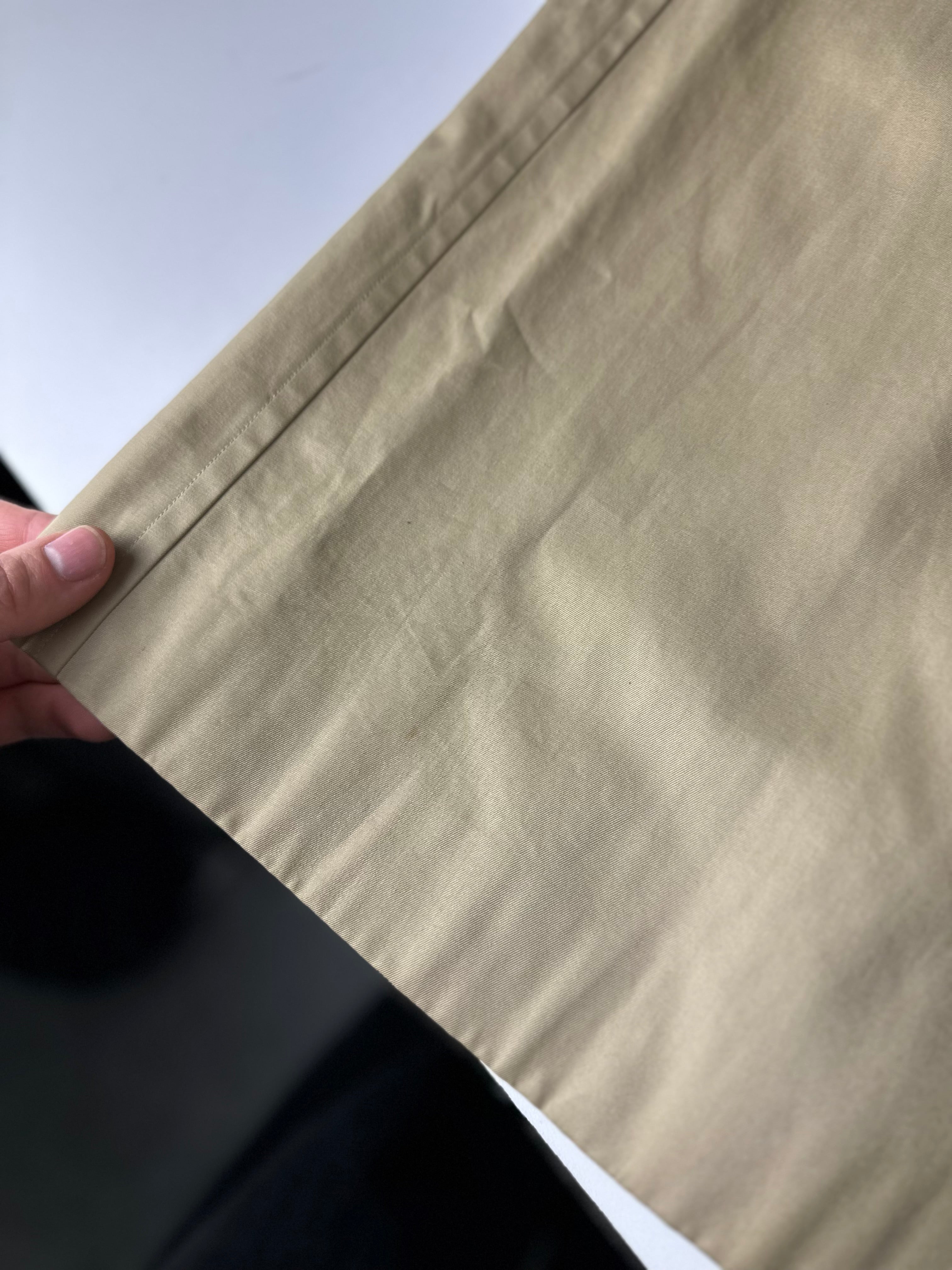 Burberrys Trenchcoat (10/S)