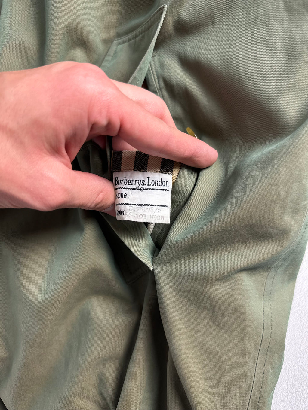 Burberrys Carcoat (48/M) including Inlet