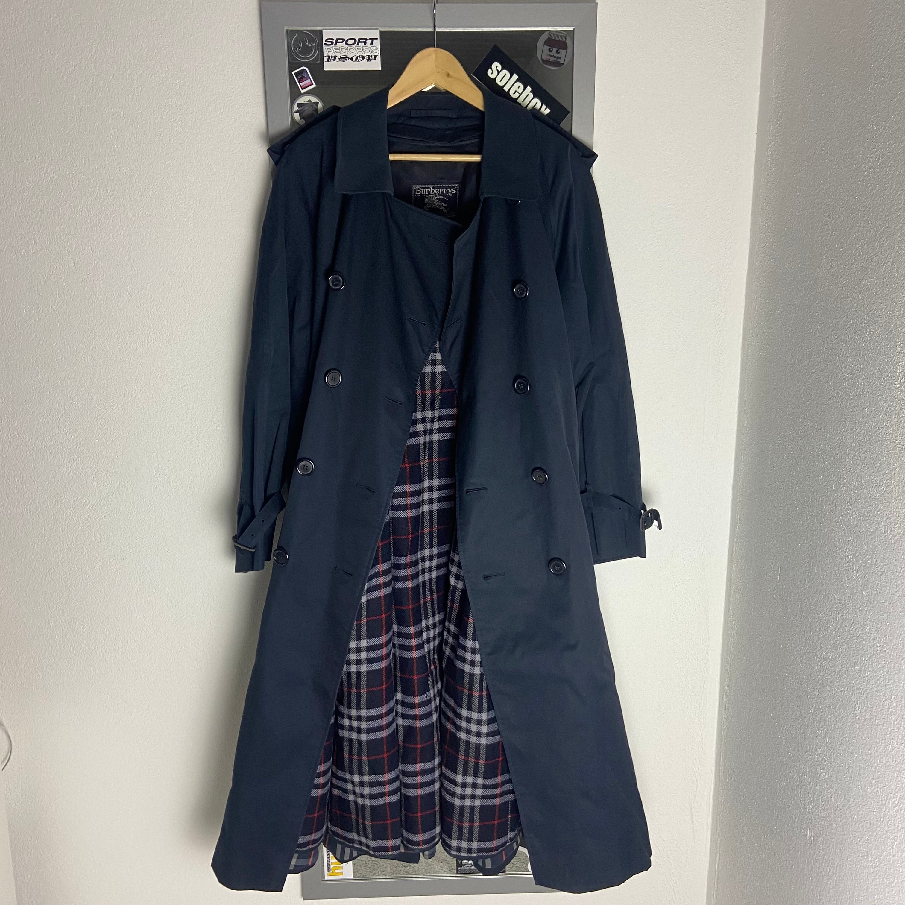 Burberry Trenchcoat Size 50/L with Inlet