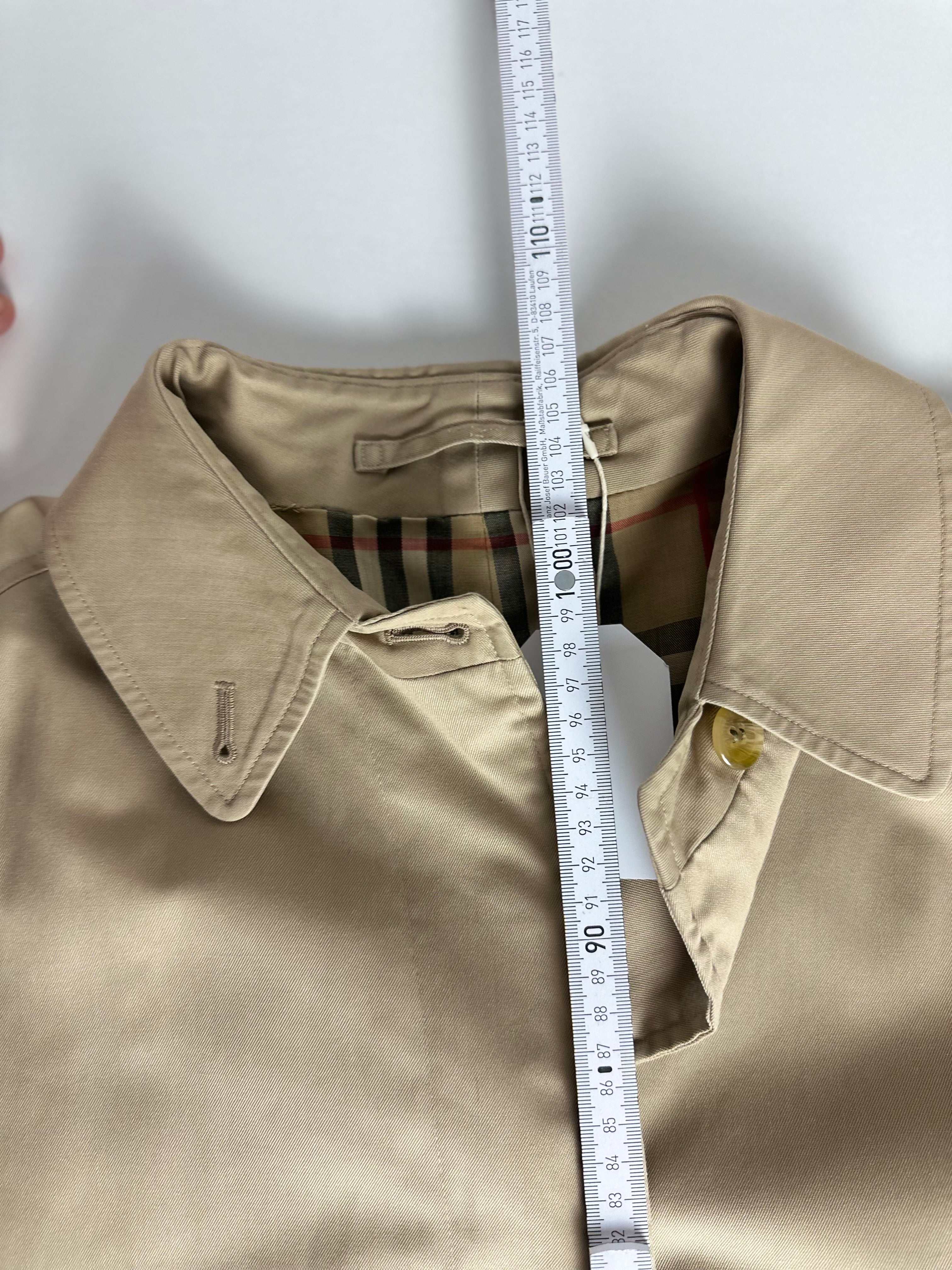 Burberrys Trenchcoat (14/L)